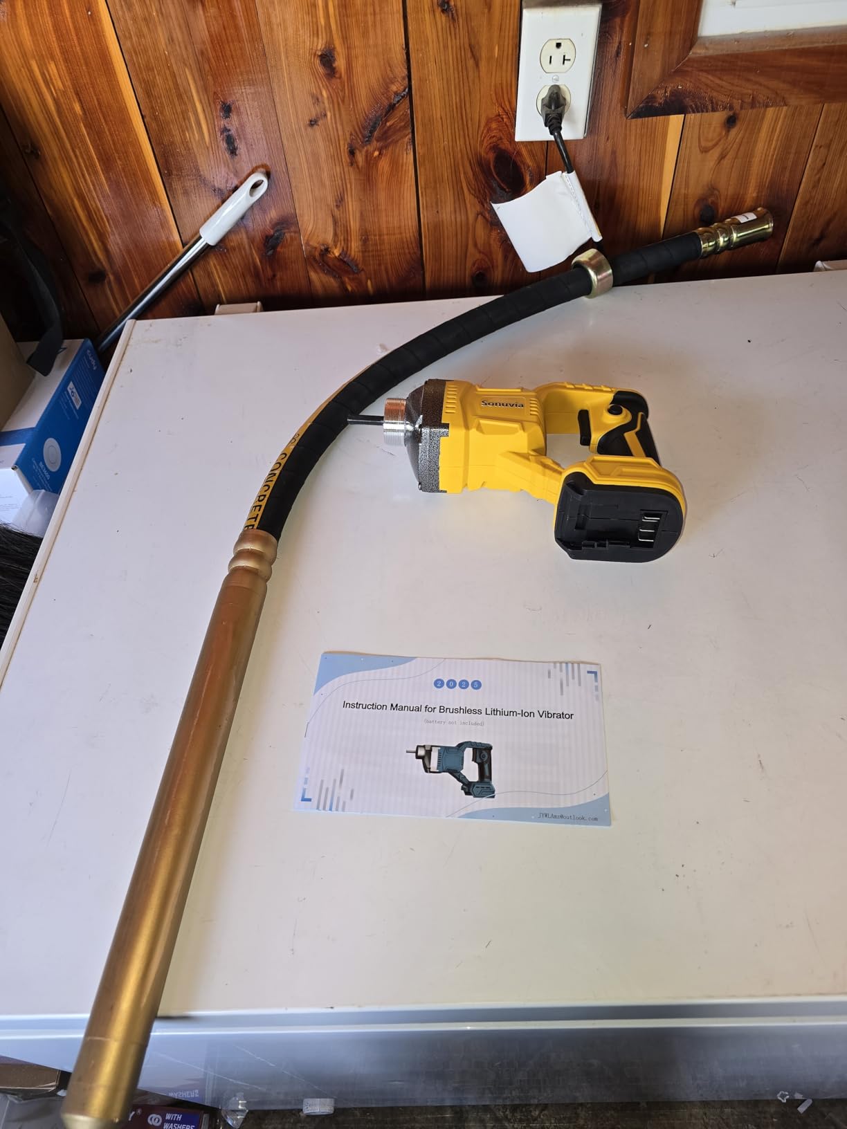 Cordless Concrete Vibrating Tool Compatible with Milwaukee 18V Battery, 600W Power Concrete Vibrator with 3.8ft Shaft, 6000RPM Portable Concrete Vibrating Tool (Battery not included) customer photo 2