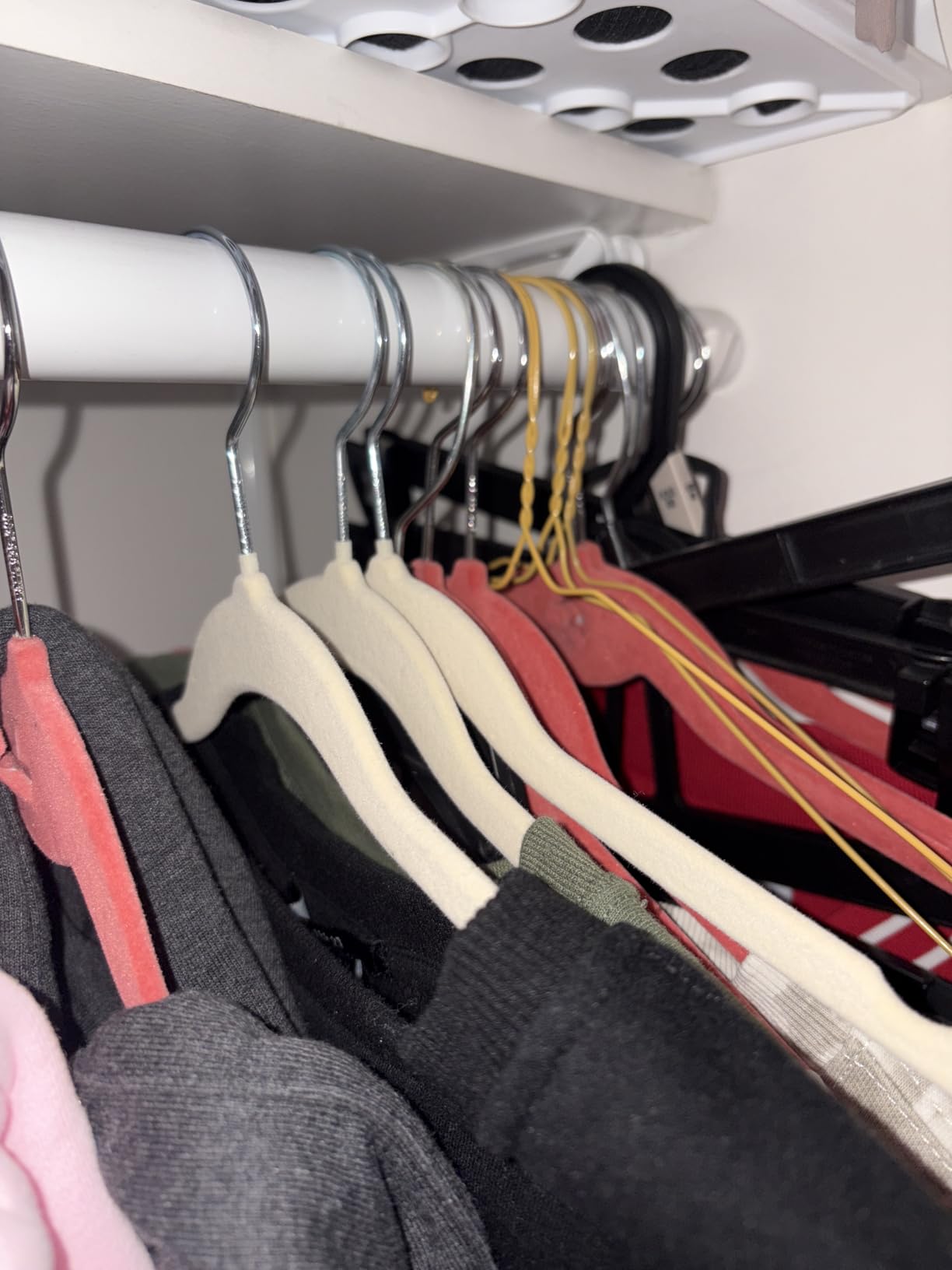 SONGMICS Velvet Hangers 60 Pack, Non-Slip Clothes Hangers with Silver-Colored Swivel Hooks, Slim Space-Saving for Closet, Heavy-Duty, Summer Sand UCRF036LF02S customer photo 2