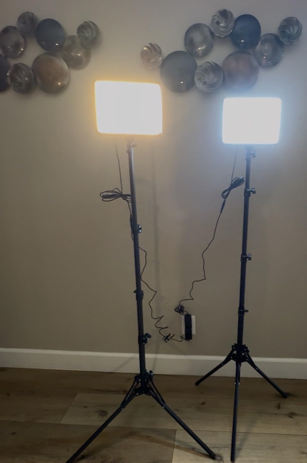 NiceVeedi 2-Pack 25W Photography Lighting, 2900-7000K Dimmable Ring Light with Tripod Stand, 73