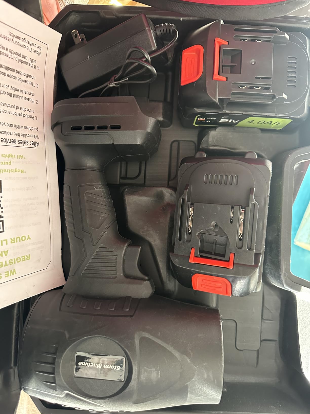 Cordless Leaf Blower. 980.000 RPM Handheld Leaf Blower with 2 X 4.0Ah Batteries & Charger. Lightweight Leaf Blowers for Patio Cleaning. Lawn Care. Leaves. Dust - Light Green customer photo 2