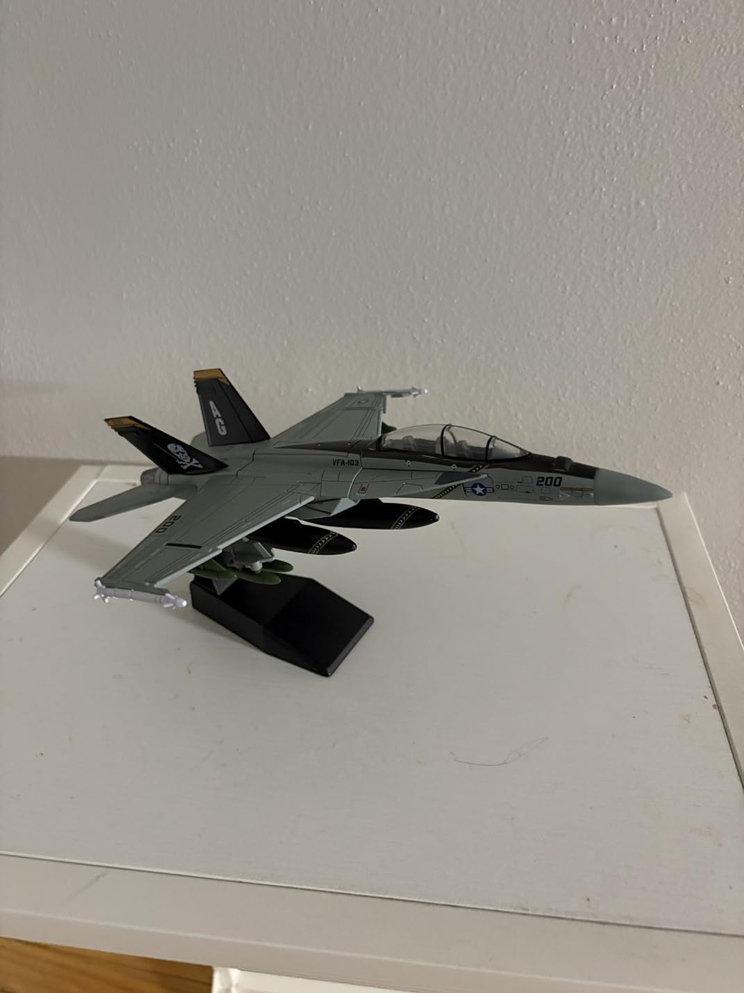 1:72 Scale F-18 Jolly Rogers Fighter Jet Quick Assembly Model Kit customer photo 2