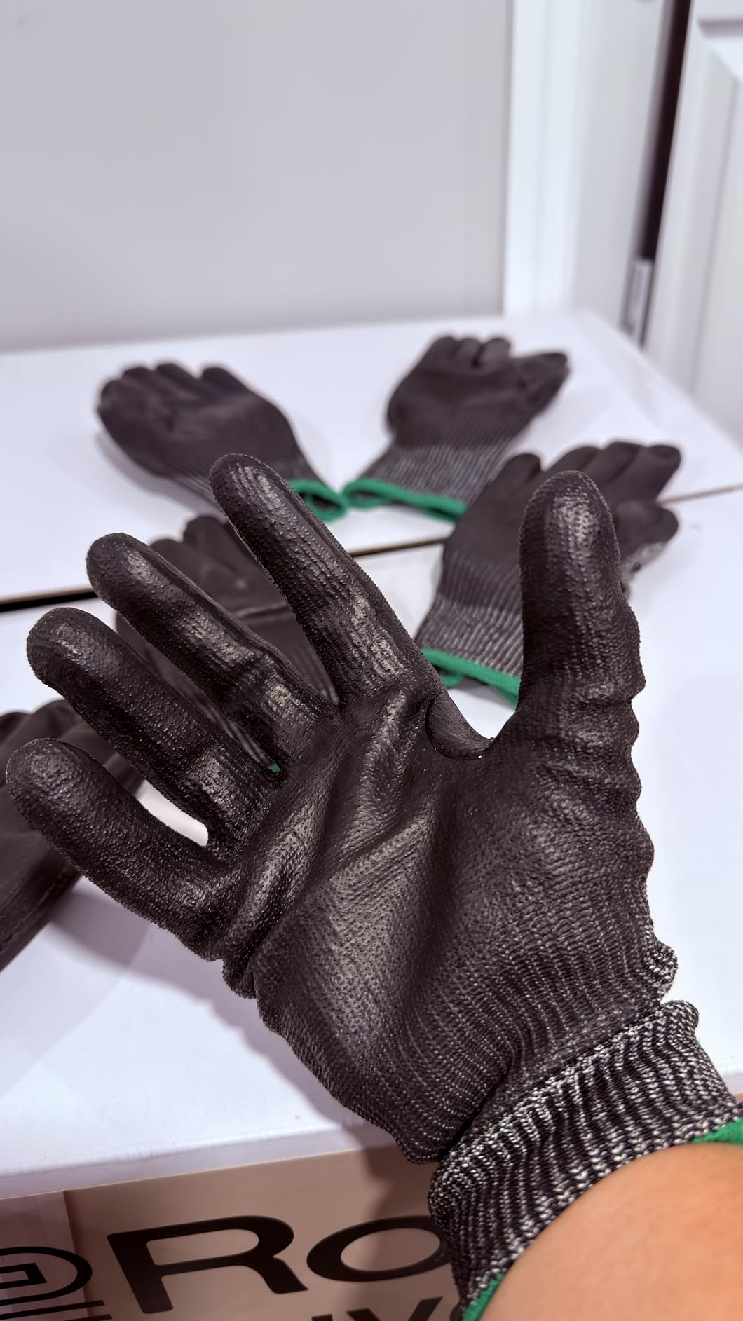 Donfri A9 Cut Resistant Work Gloves for Men, Safety Gloves for Men Touchscreen with Reinforced Thumb for Metal Glass Wood customer photo 2
