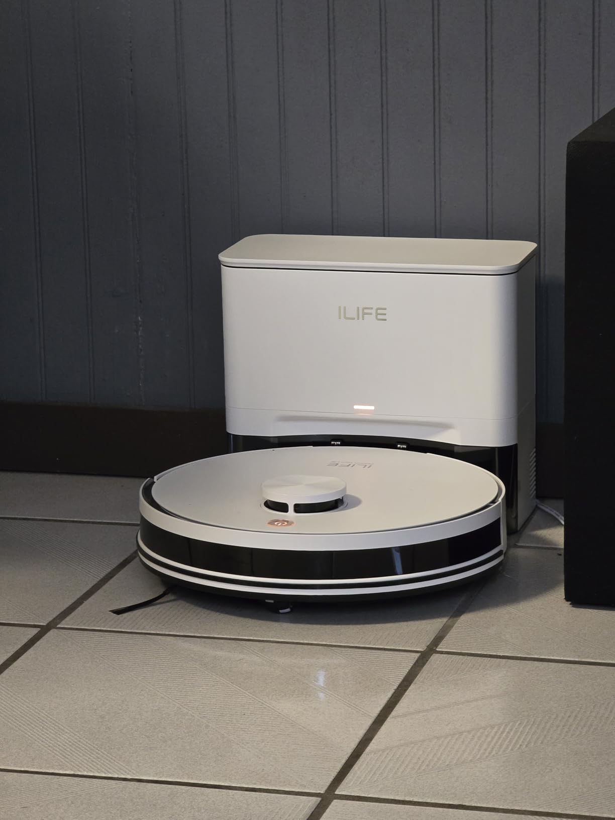 ILIFE A30s Robot Vacuum, 10000Pa Max Suction | LiDAR Navigation, Home Mapping, No-Go Zone, 150 Mins, App, Voice and Remote Control, for Hard Floor, Carpet and Pet Hair customer photo 2