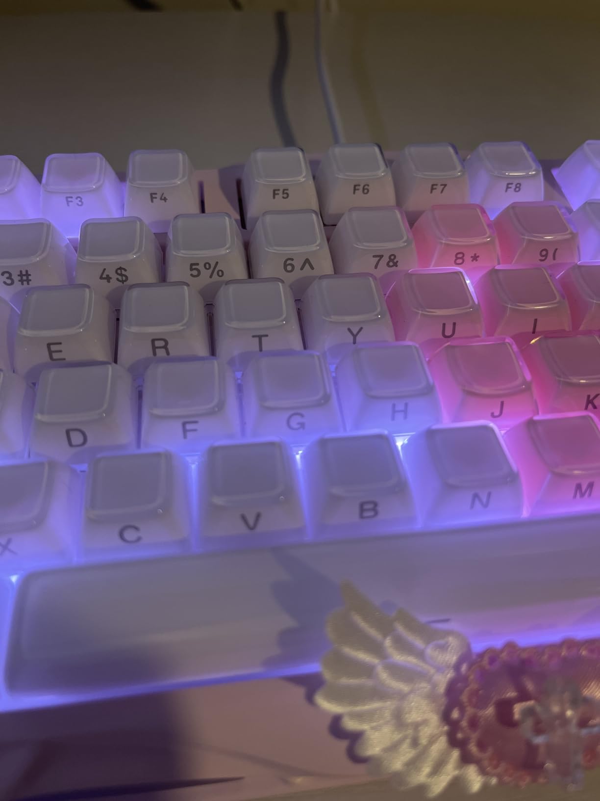 Womier White Jelly Keycaps 3.0, Keycaps for Mechanical Keyboard, Stereo Relief OEM Profile Custom Key caps for 60 75 100% Mechanical Keyboards with Cherry/Gateron MX Switches customer photo 2