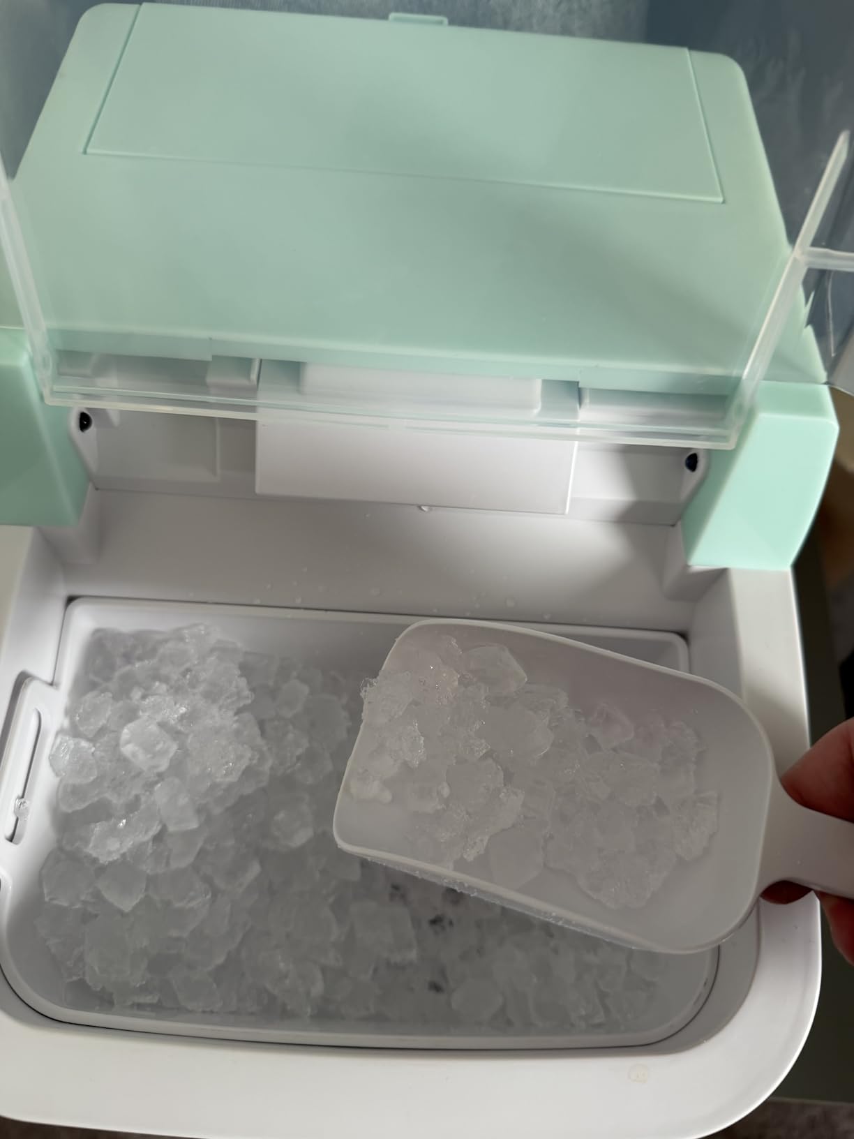 NEWBULIG Nugget Ice Makers Countertop, Portable Nugget Ice Machine, Ready in 6 Mins, 24lbs in 24Hrs, Auto-Cleaning, with Basket and Scoop, for Home, Kitchen, RV, Camping, Black customer photo 1