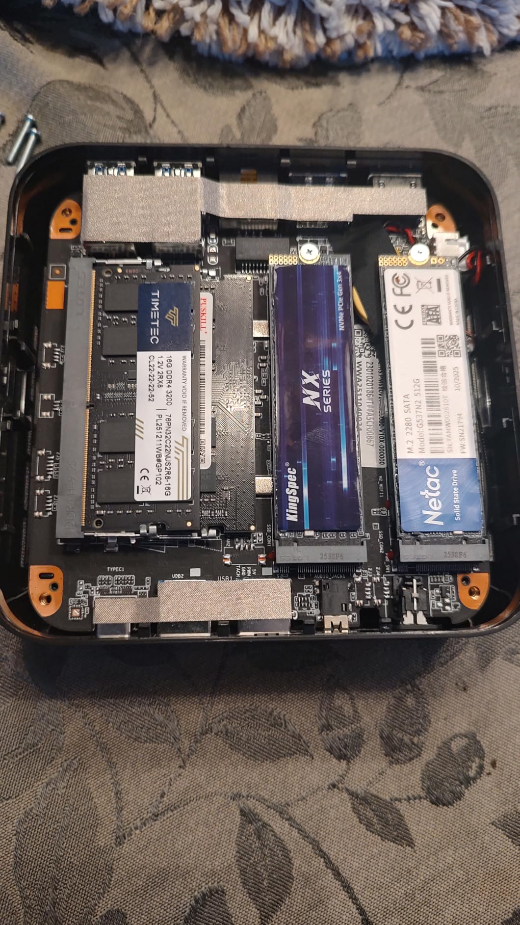 KAMRUI E3B Mini PC, AMD Ryzen V2748 (Beat R5 6650H/R7 5825U, up to 3.7GHz) Mini Desktop Computer, 16GB DDR4 512GB 3200MT/s SSD, Radeon Vega 7 Graphics Triple 4K Display/Dual LAN/WiFi6/BT5 customer photo 2