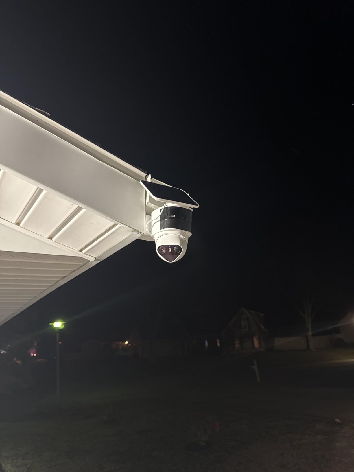 aosu T2 Pro Solar Security Cameras Wireless Outdoor, 3K Dual Cam No Blind Spot Security Camera for Home, 170 Wide + 360 PTZ, AI Human Vehicle Tracking, Solar Powered, Local Storage Supported customer photo 1