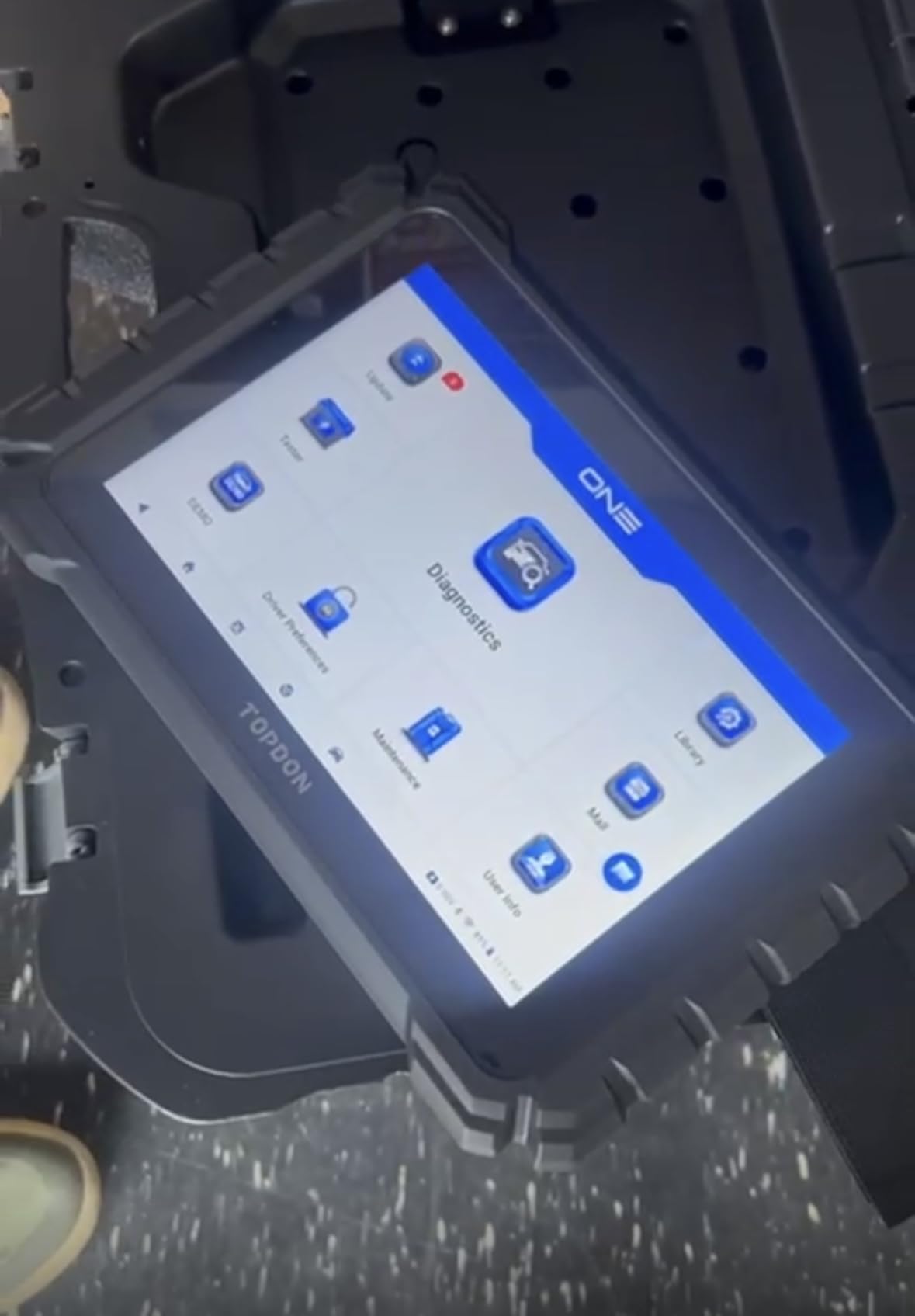 TOPDON ONE Bidirectional Scan Tool, 10.1