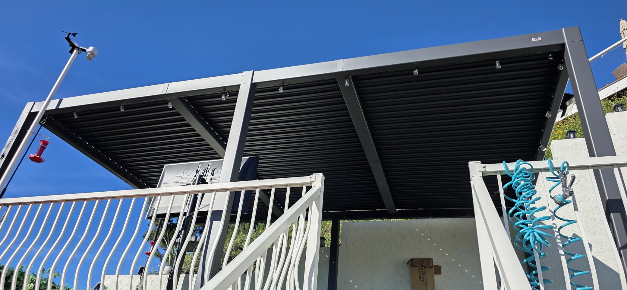 PURPLE LEAF Louvered Pergola 11' x 28' Aluminum Outdoor Pergola with Adjustable Louvered Roof and Integrated Drainage System Oversize Gazebo Pergola for Patio Kitchen Poolside Garden customer photo 2