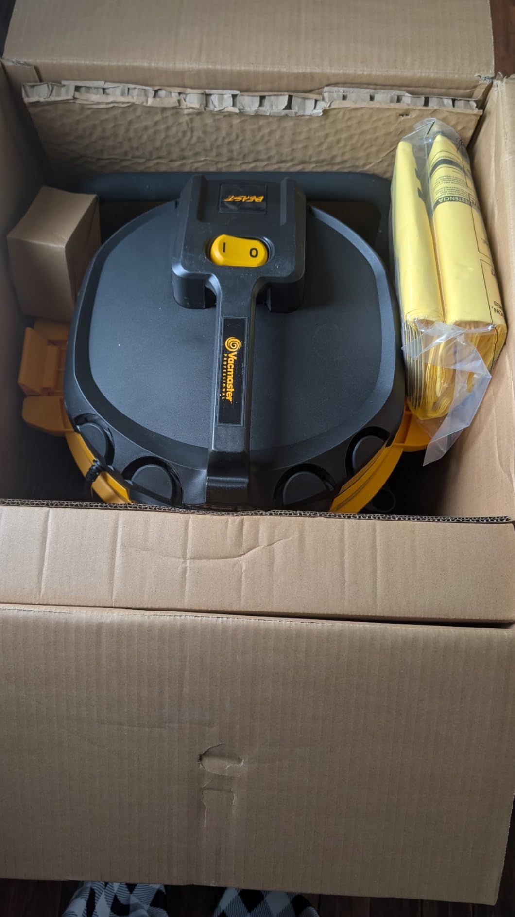 Vacmaster Professional Beast Series 14-Gallon* 6.5 Peak HP Wet/Dry Vacuum - VJE1412SW 0203 customer photo 2