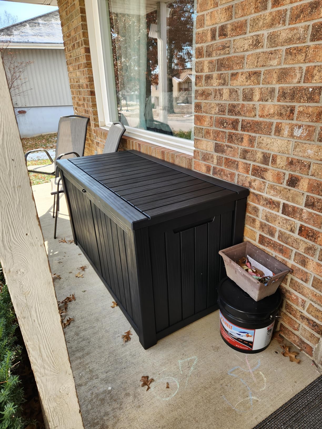 DRATO 200 Gallon Deck Box Review: Spacious, Weatherproof Storage