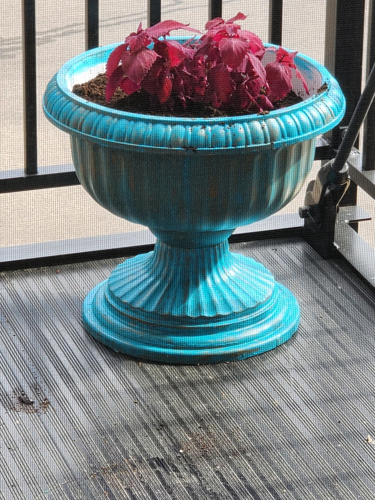 Southern Patio Dynamic Design 18 Inch Outdoor Home Resin Grecian Urn Versatile Planter Pot for Entryways and Backyard Patios, White customer photo 2
