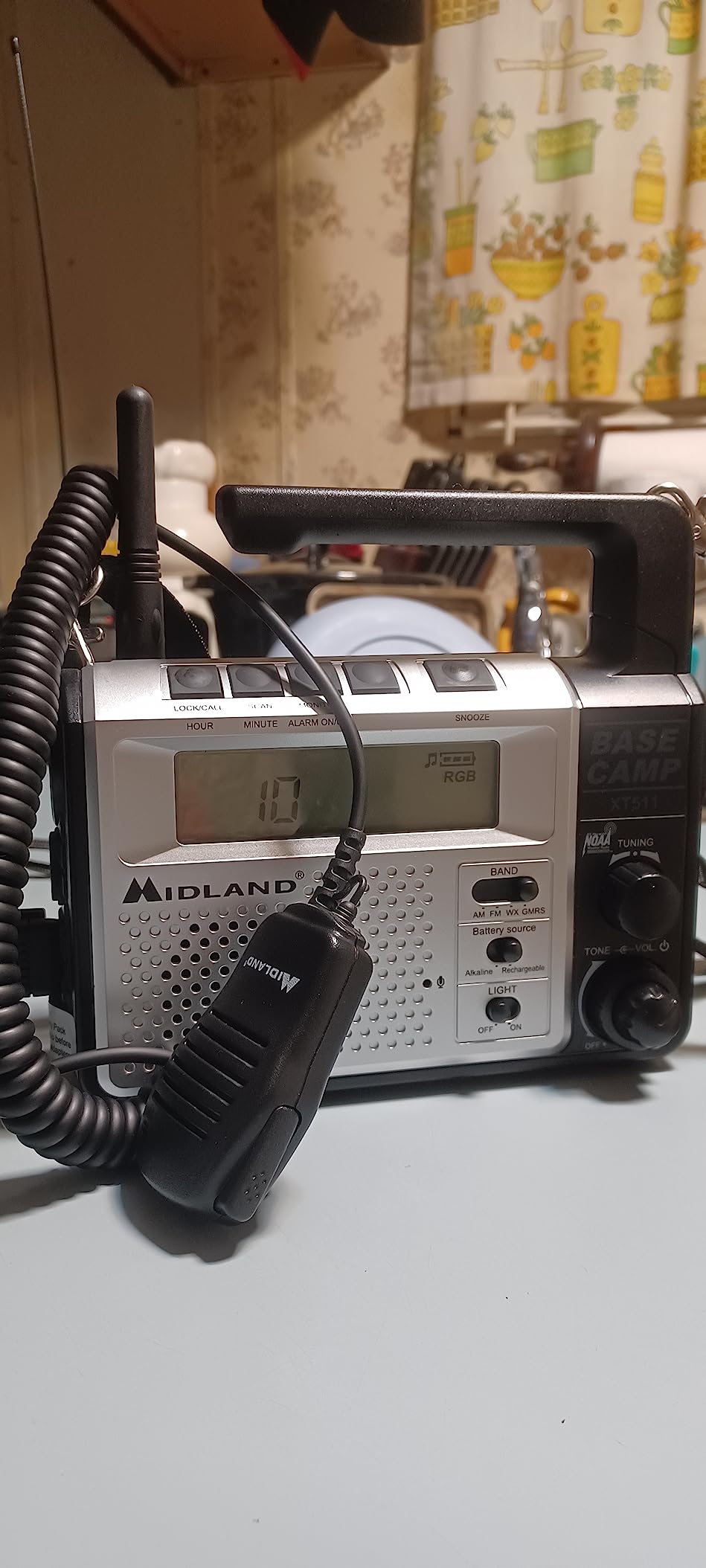 Midland XT511 - Emergency Radio - 22 Channel Two-Way Base Camp Radio with 5 Power Options, 121 Privacy Codes, 3-LED Flashlight & NOAA Weather Scan + Alert - Gray/Black customer photo 2