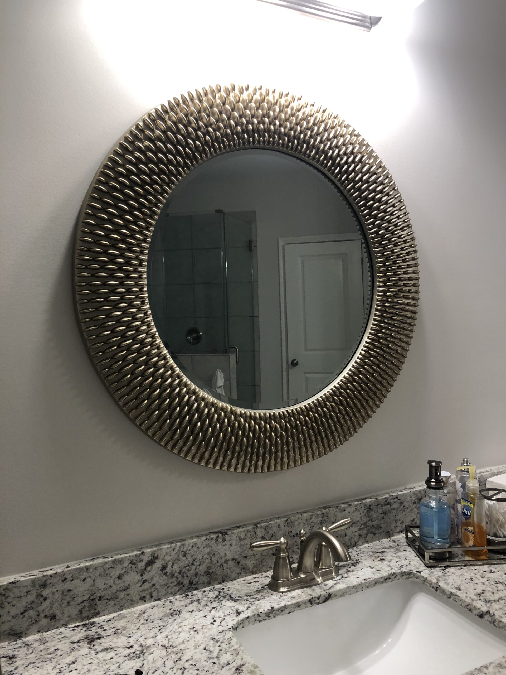 Howard Elliott Bergman Big Round Mirror for Wall Decor, Silver Glossy Mirror with Starburst Effect, Modern Large Circular Hanging Wall Vanity Mirror for Living Room, Bathroom or Entryway, 54 x 54 Inch customer photo 2