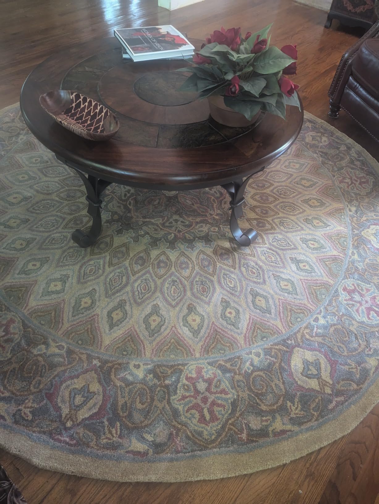 SAFAVIEH Heritage Collection Area Rug - 5' x 8', Light Brown & Grey, Handmade Traditional Oriental Wool, Ideal for High Traffic Areas in Living Room, Bedroom (HG914A) customer photo 2