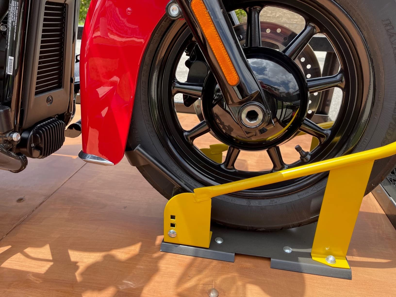 MaxxHaul Adjustable Motorcycle Wheel Chock Stand with Auto-Lock Cradle, Fits 15