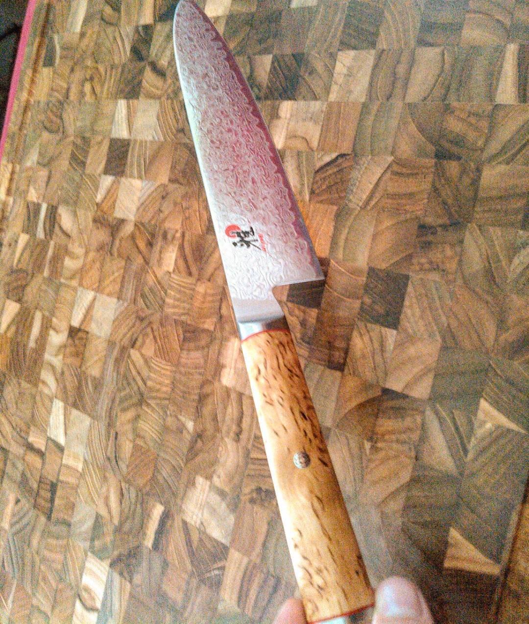 Birchwood SG2 Japanese Chef's Knife, 8-inch, Chef's Kitchen Knife, Karelian Birch Handle, 100-layer flower Damascus pattern, Handcrafted in Seki, Japan customer photo 1