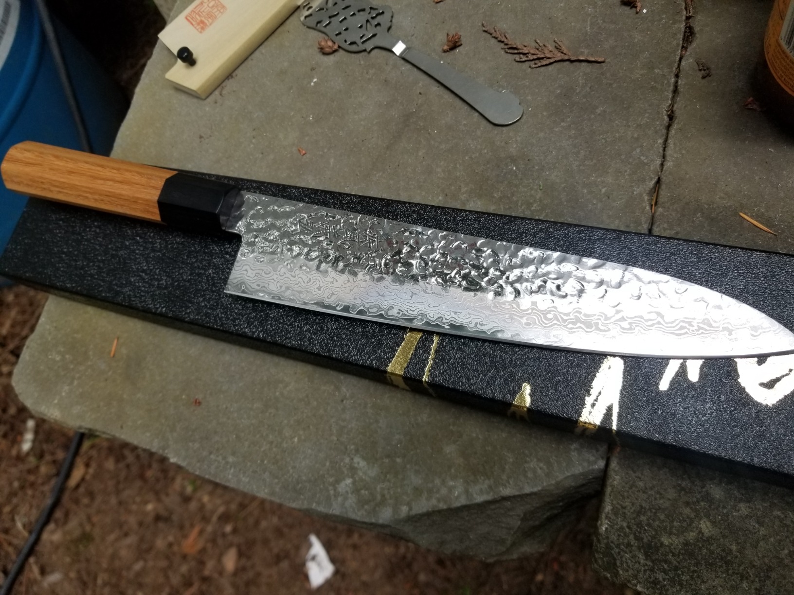 Yoshihiro VG10 46 Layers Hammered Damascus Gyuto Japanese Chefs Knife (Octagonal Ambrosia Handle, 8.25