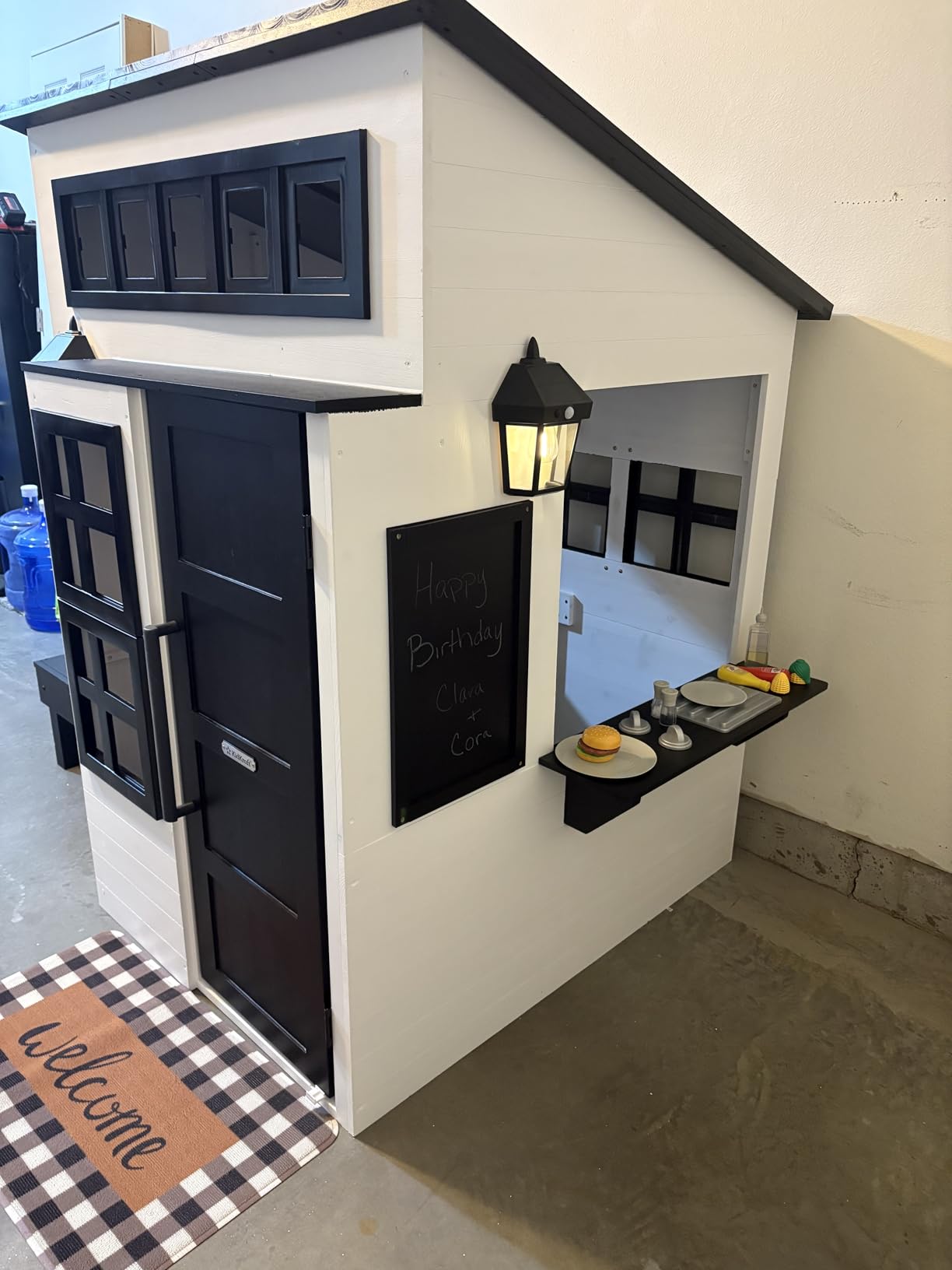 KidKraft Modern Outdoor Wooden Playhouse with Picnic Table, Mailbox and Outdoor Grill, Gift for Ages 3+ customer photo 1