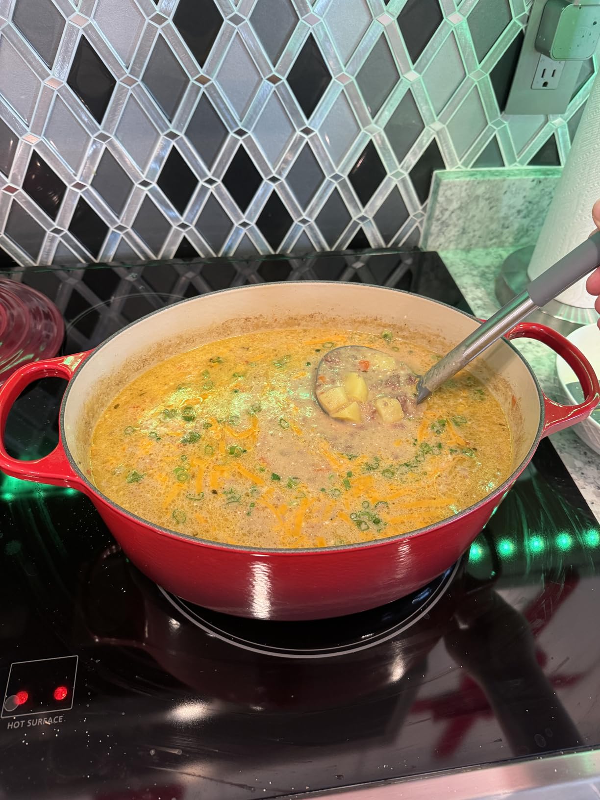 Le Creuset Enameled Cast Iron Signature Oval Dutch Oven, 8 qt., Cerise customer photo 2