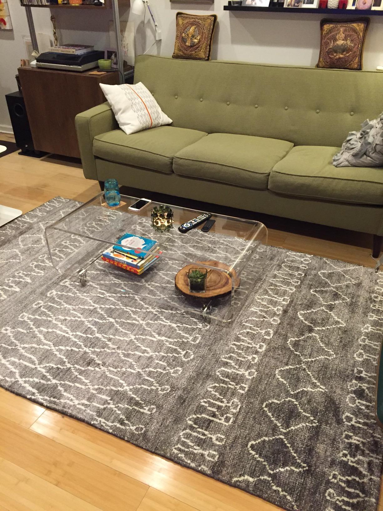 SAFAVIEH Stone Wash Collection 8' x 10' Grey/Beige STW312A Hand-Knotted Moroccan Bamboo Silk Area Rug customer photo 1