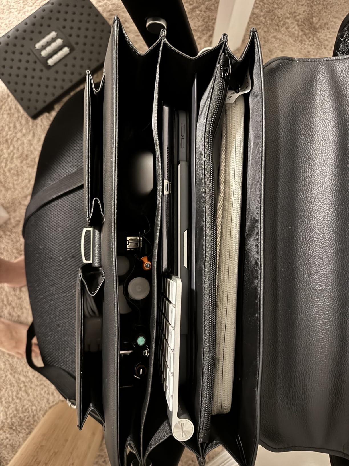 Jack&Chris Mens New PU Leather Attache Briefcase Traditional Messenger Lawyer Bag, MBYX015 customer photo 1