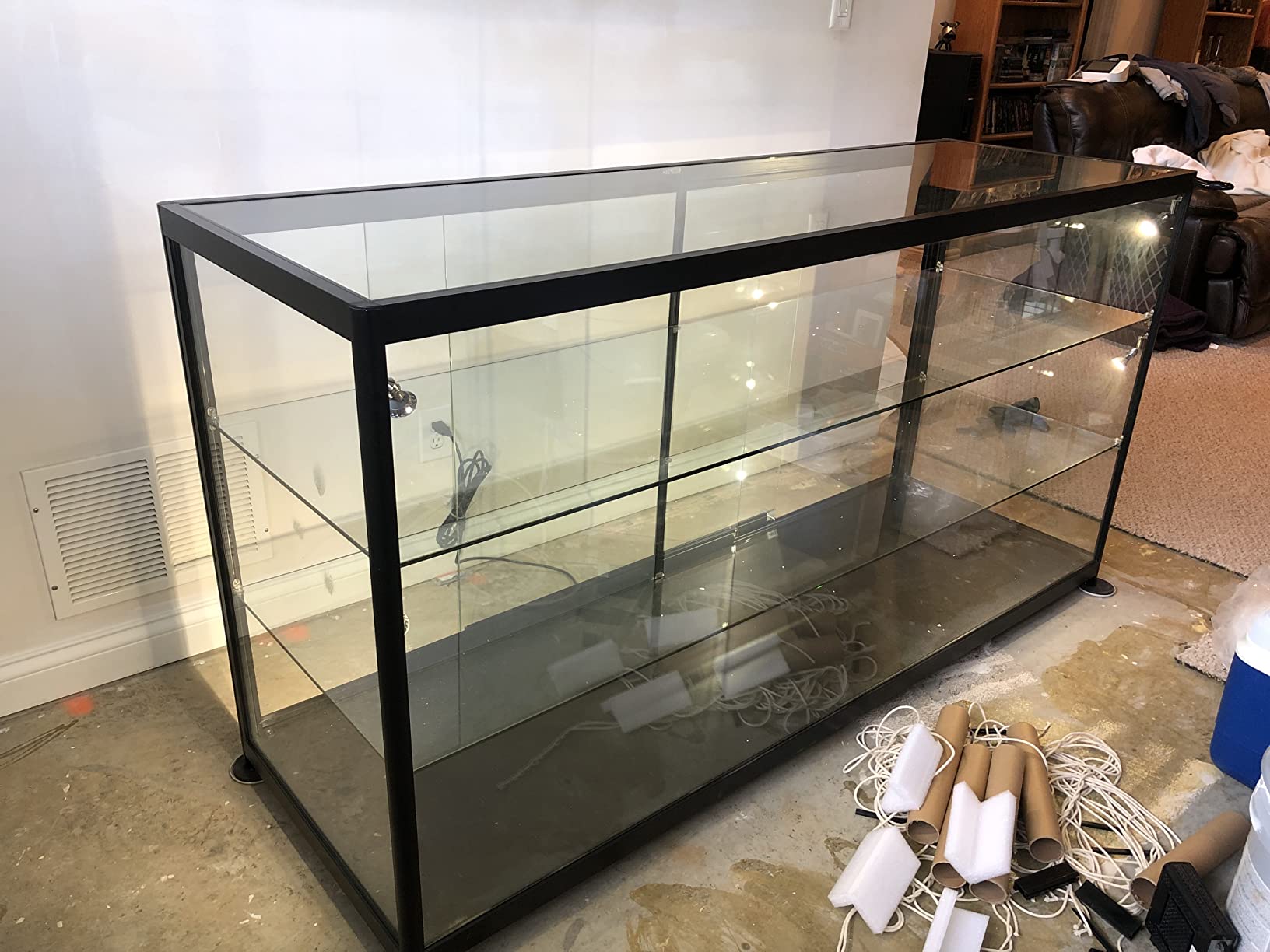 Displays2go 72 Inch Glass Display Case, Four LED Side Lights, Lockable, Ships Assembled - Black (IAPCT72LED) customer photo 1