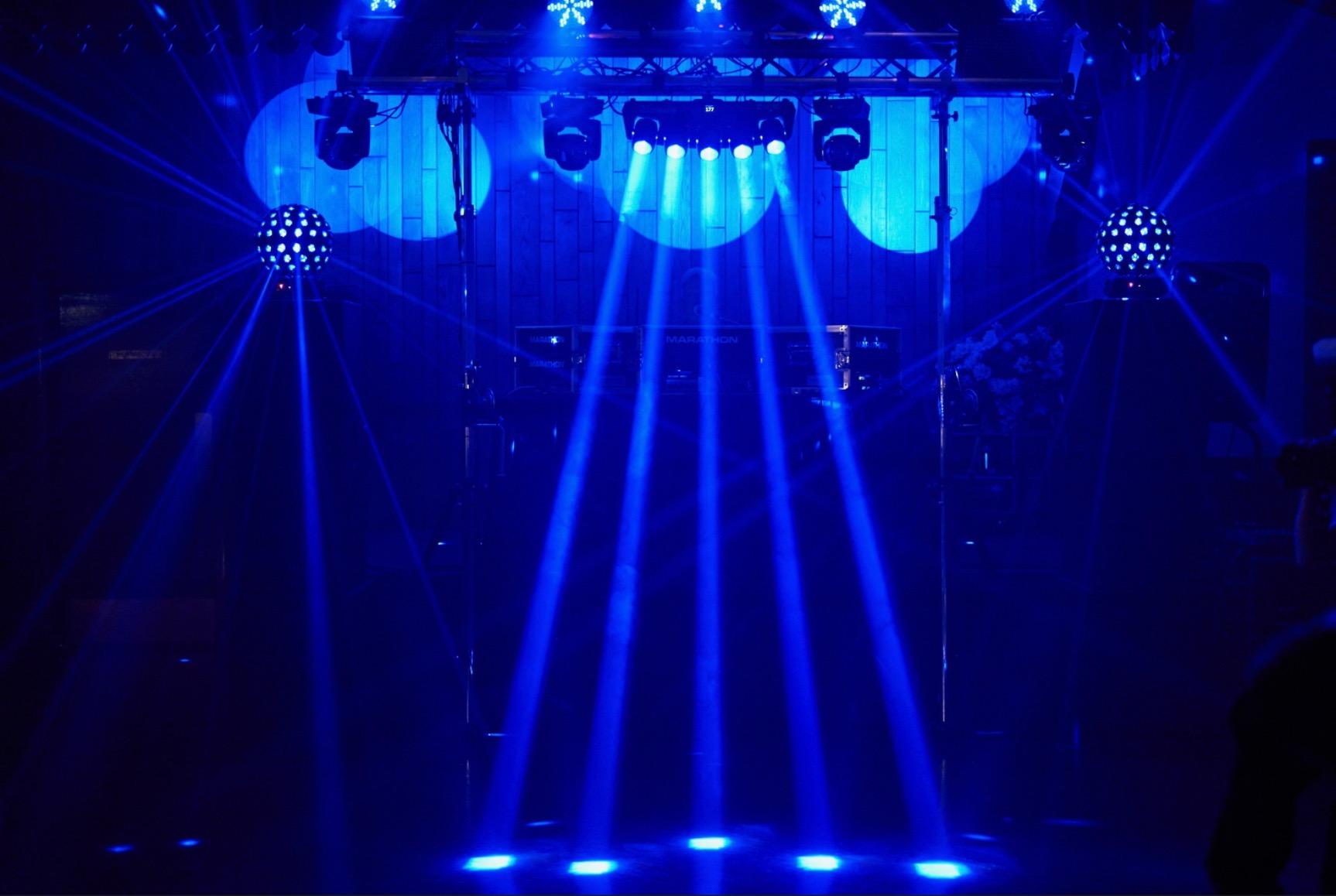 CHAUVET DJ Hurricane Haze 4D Low Profile Hazer | Adjustable Scoop Direction Control | Wired Timer Remote & Built In DMX Operation | High Output Low Noise Fan | Small Footprint Placement customer photo 1