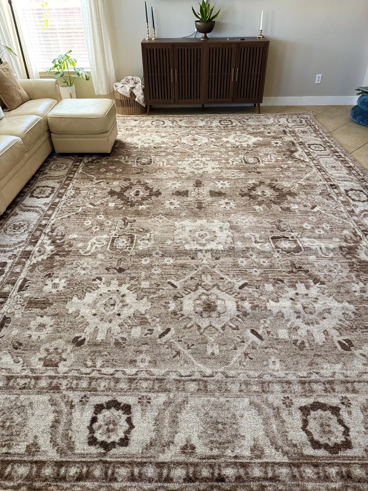 SAFAVIEH Area Rug 8x10 - Vintage Hamadan Collection - Large - Grey & Black, Traditional Persian Design, Non-Shedding & Easy to Clean, Ideal for Living Room, Bedroom, Dining Space (VTH214K) customer photo 2