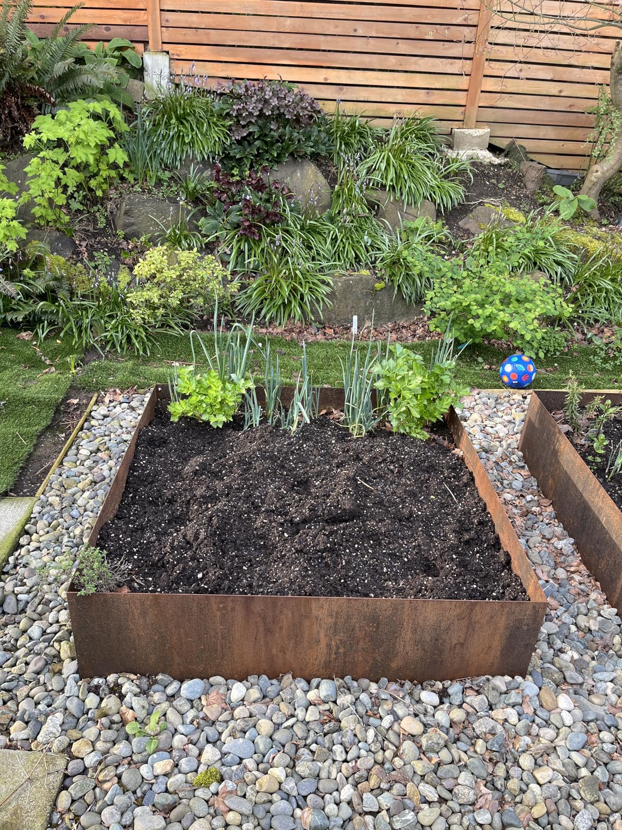 Veradek Corten Steel Series Raised Garden Bed - Large Metal Flower Bed for Outdoor Gardens | Naturally Rusting Steel for All-Weather Use | Modern Rustic Decor for Fruits, Vegetables, Herbs customer photo 2