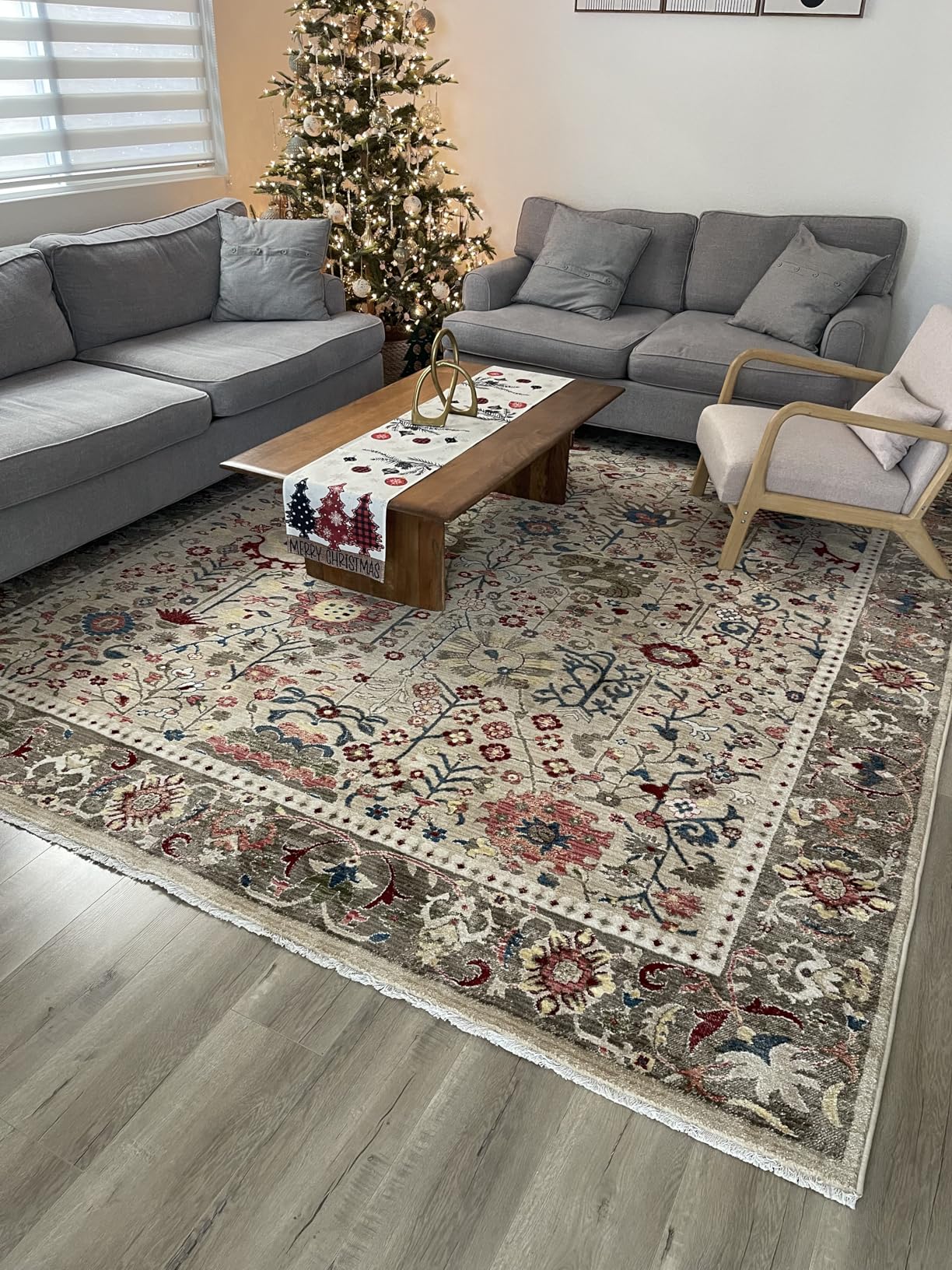 SAFAVIEH Area Rug 8x10 - Kashan Collection - Large - Blue & Tan, Traditional Oriental Design, Non-Shedding & Easy Cleaning, Ideal for Living Room, Bedroom, Office, Dining Space (KSN303G) customer photo 1