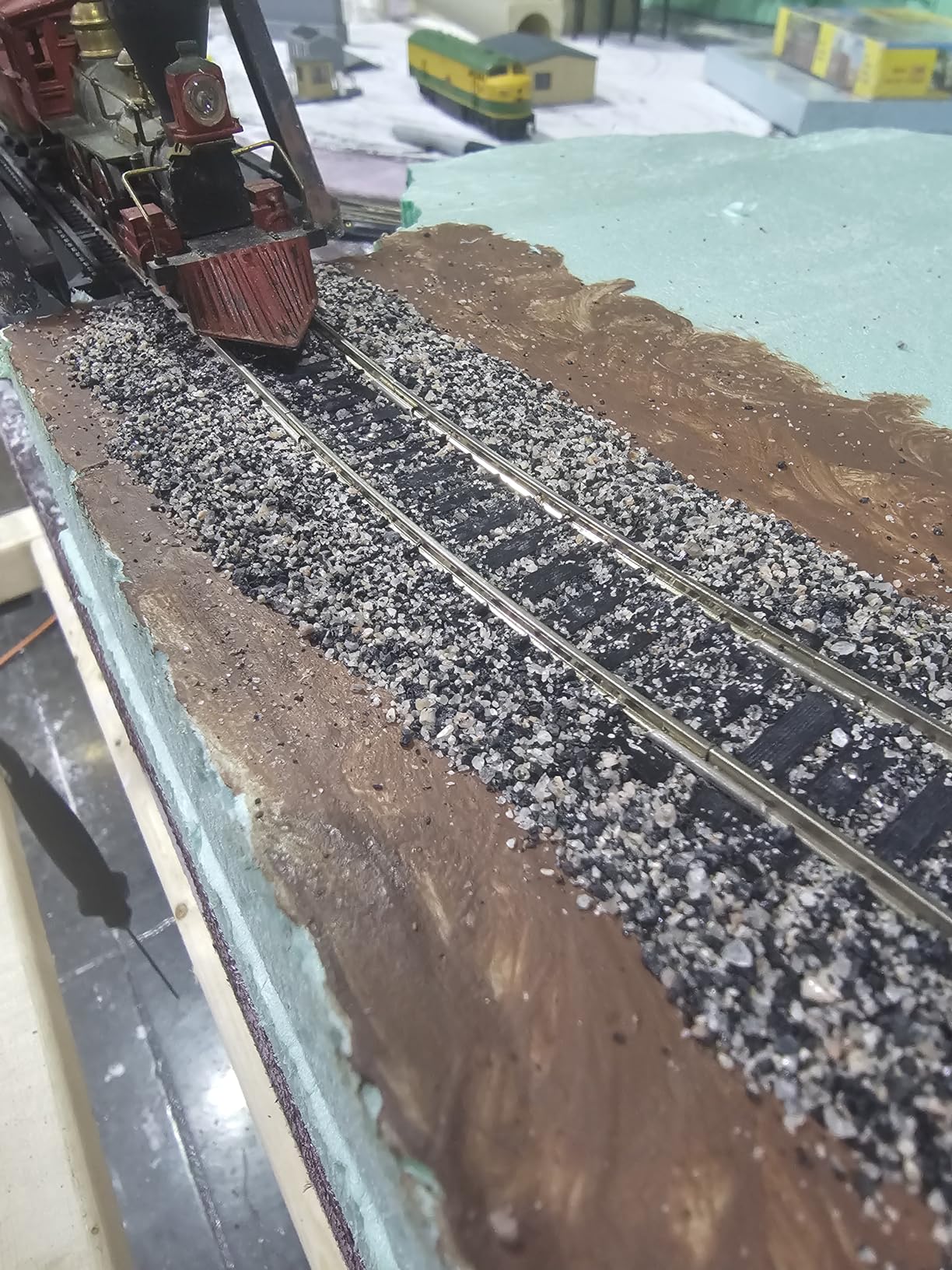Buddingco Model Railroad Train Ballast - Authentic Limestone Ballast Gray Blend - 10 lbs. customer photo 1