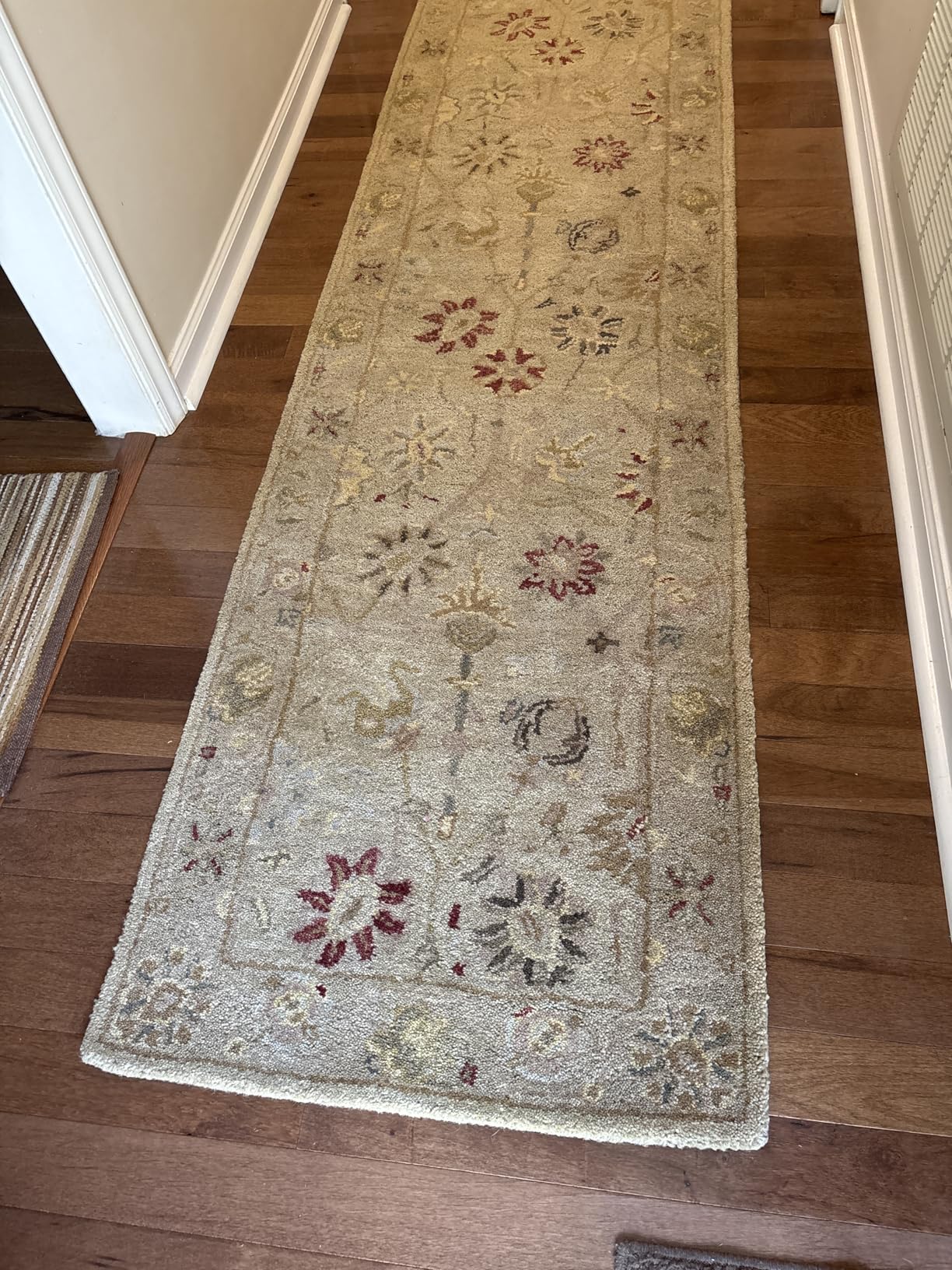 SAFAVIEH Antiquity Collection Runner Rug - 2'3