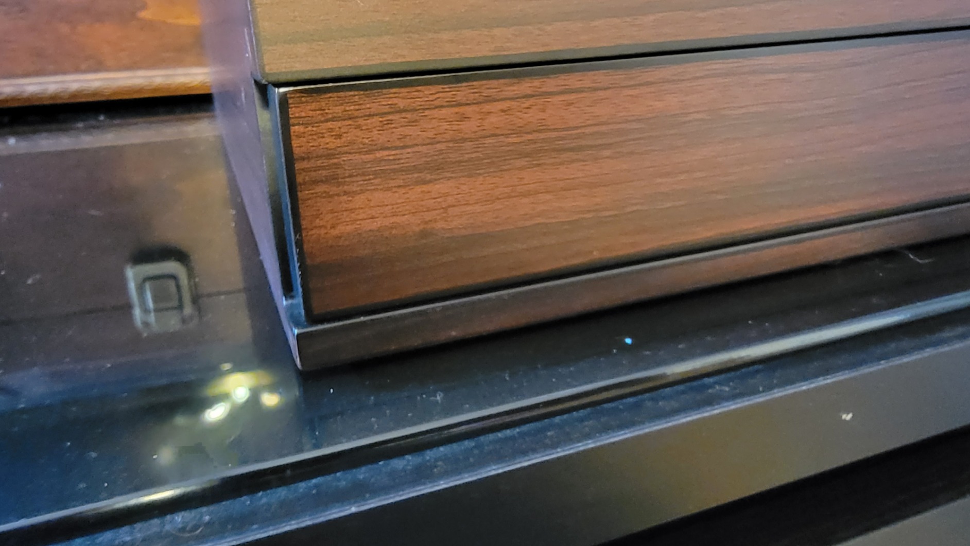 CASE ELEGANCE Glass Top Cigar Humidor with Thick Cedar, Easy humidification System, Accurate Digital Hygrometer - Renzo, Brown customer photo 2