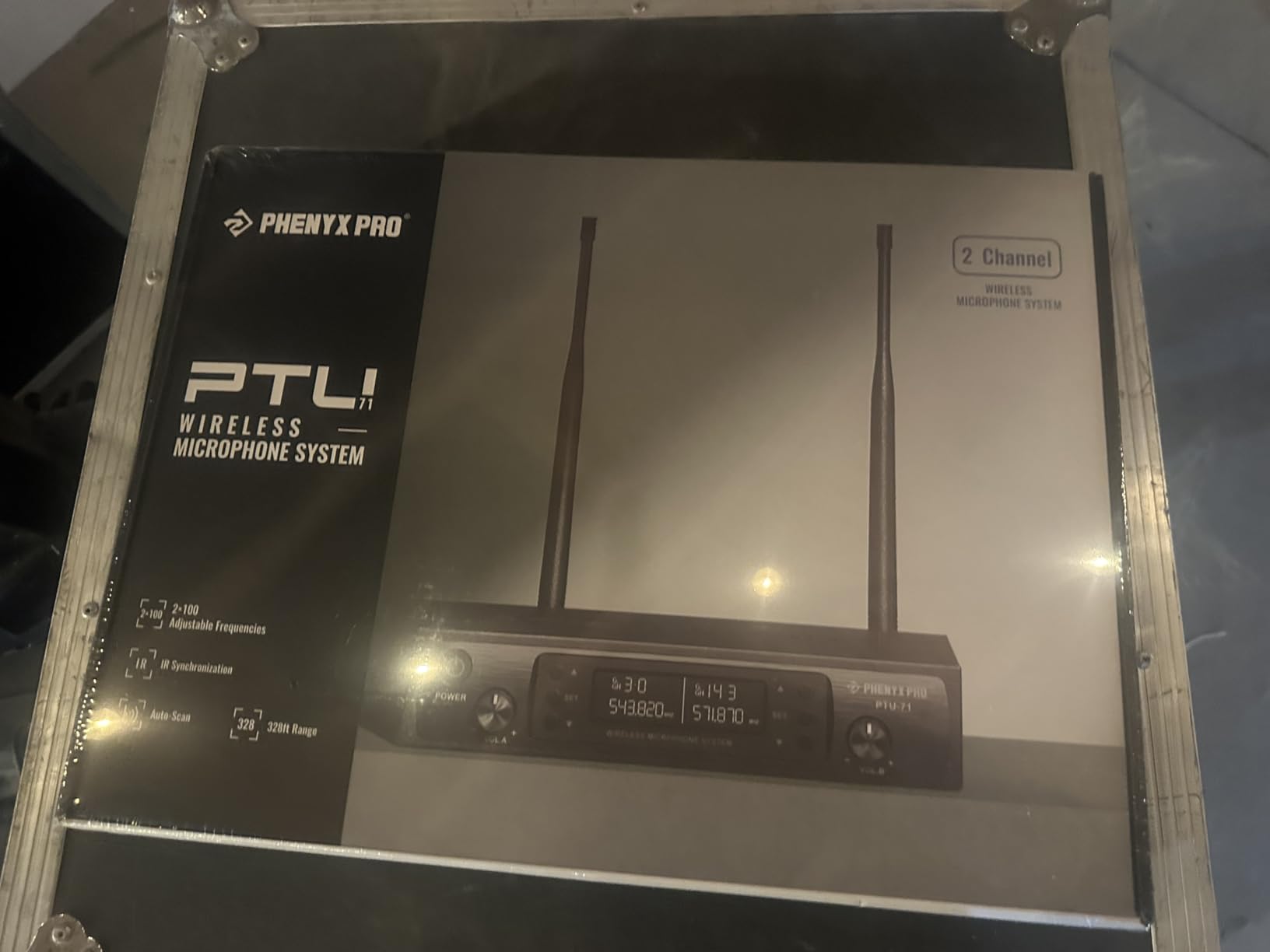 Phenyx Pro Dual UHF Auto Scan Handheld Wireless Microphone System PTU-71-2H customer photo 2