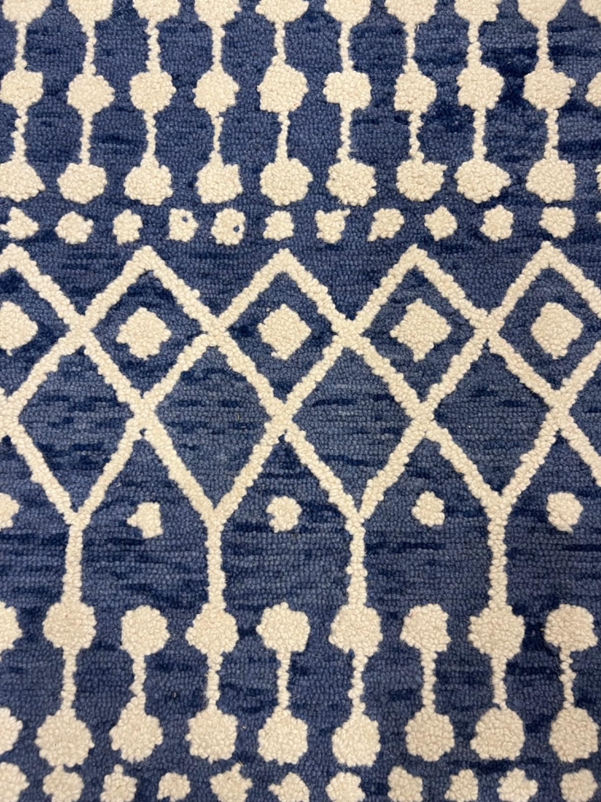 SAFAVIEH Blossom Collection Area Rug 3'x5' - Black/Ivory Handmade Moroccan Premium Wool customer photo 2