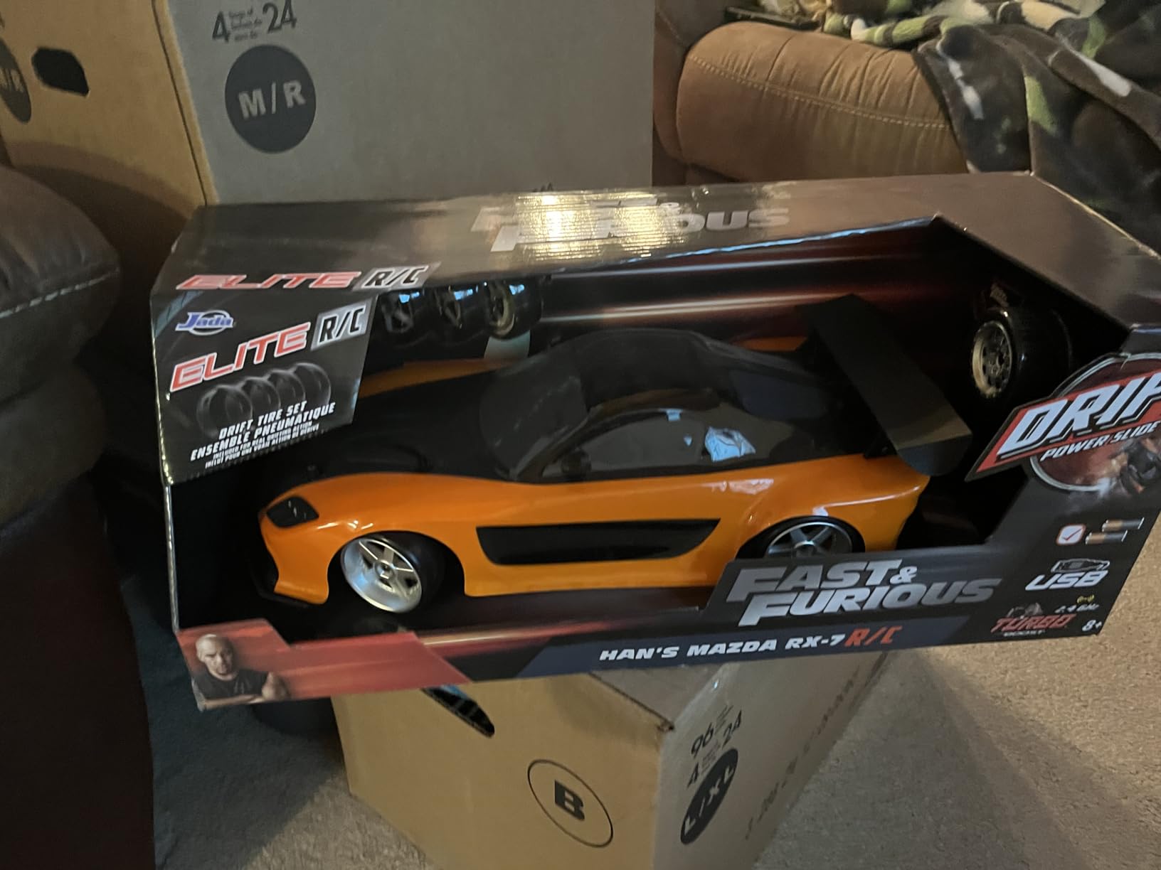 Jada Toys Fast & Furious Han's Mazda RX-7 Drift RC Car, 1:10 Scale 2.4Ghz Remote Control Orange & Black, Ready to Run, USB Charging customer photo 2