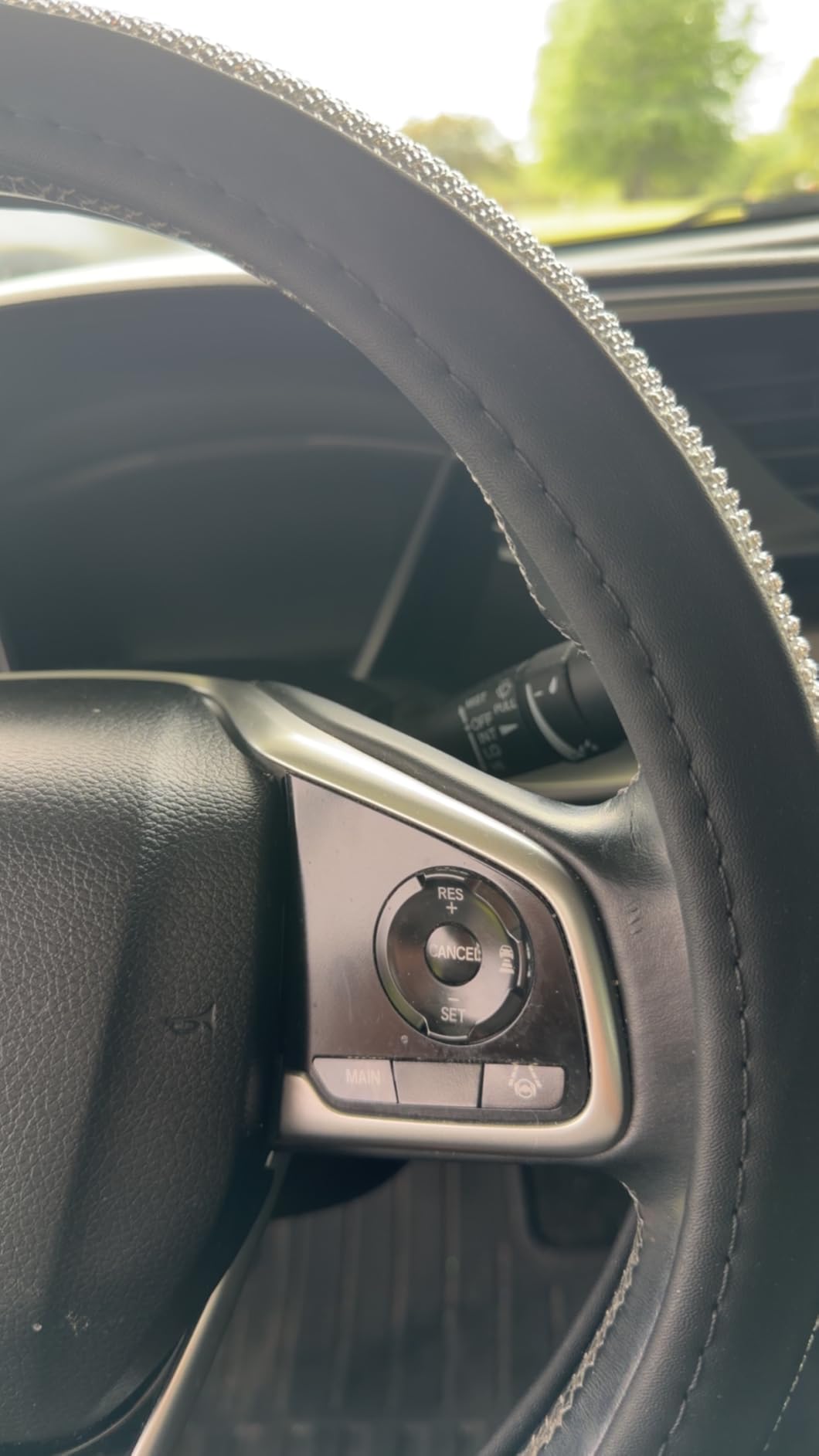 New Diamond Leather Steering Wheel Cover with Bling Bling Crystal Rhinestones, Universal Fit 15 Inch Car Wheel Protector for Women Girls Black customer photo 2