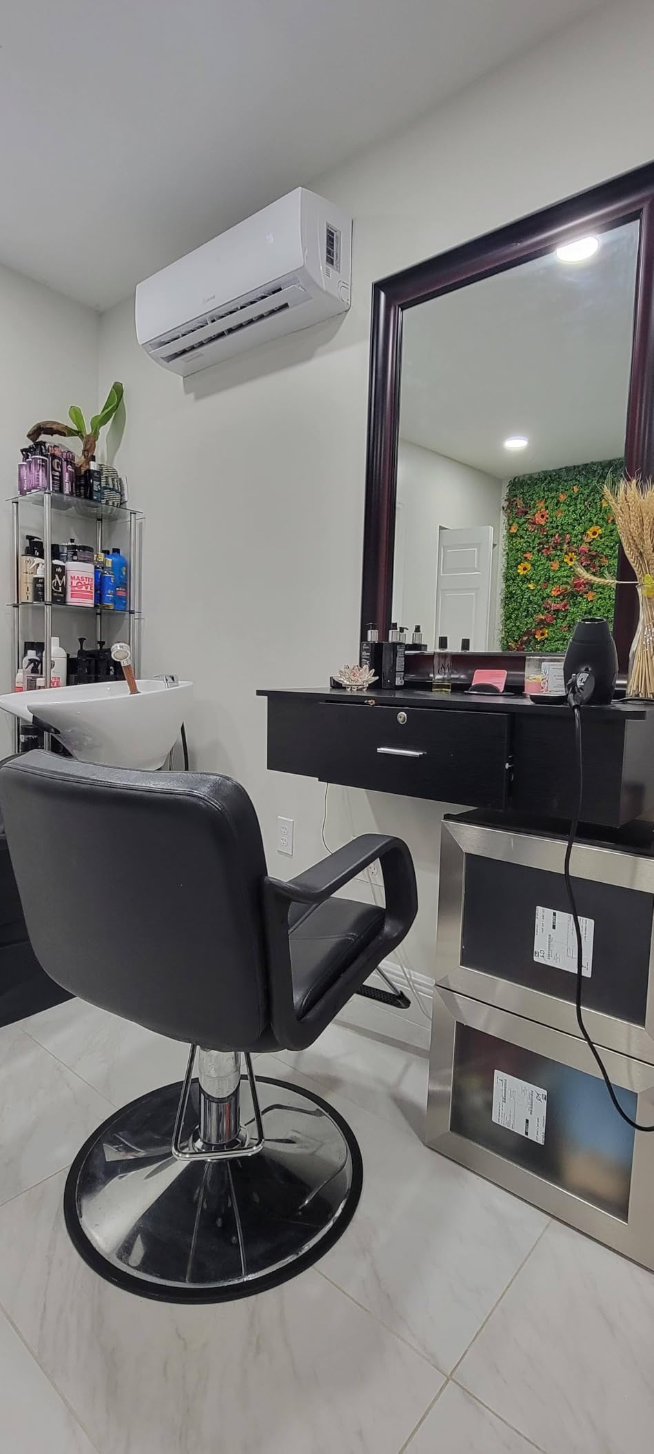 Artist hand Hydraulic Barber Chair Salon Chair for Hair Stylist Tattoo Chair Shampoo Salon Equipment customer photo 1