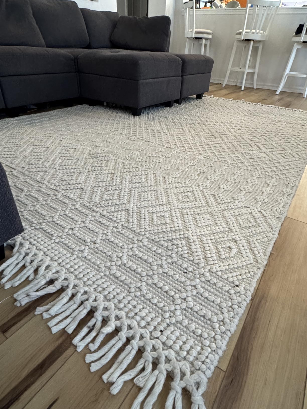 SAFAVIEH Natura Collection Area Rug 8x10 - Ivory Handmade Wool Moroccan Boho Fringe Design customer photo 2