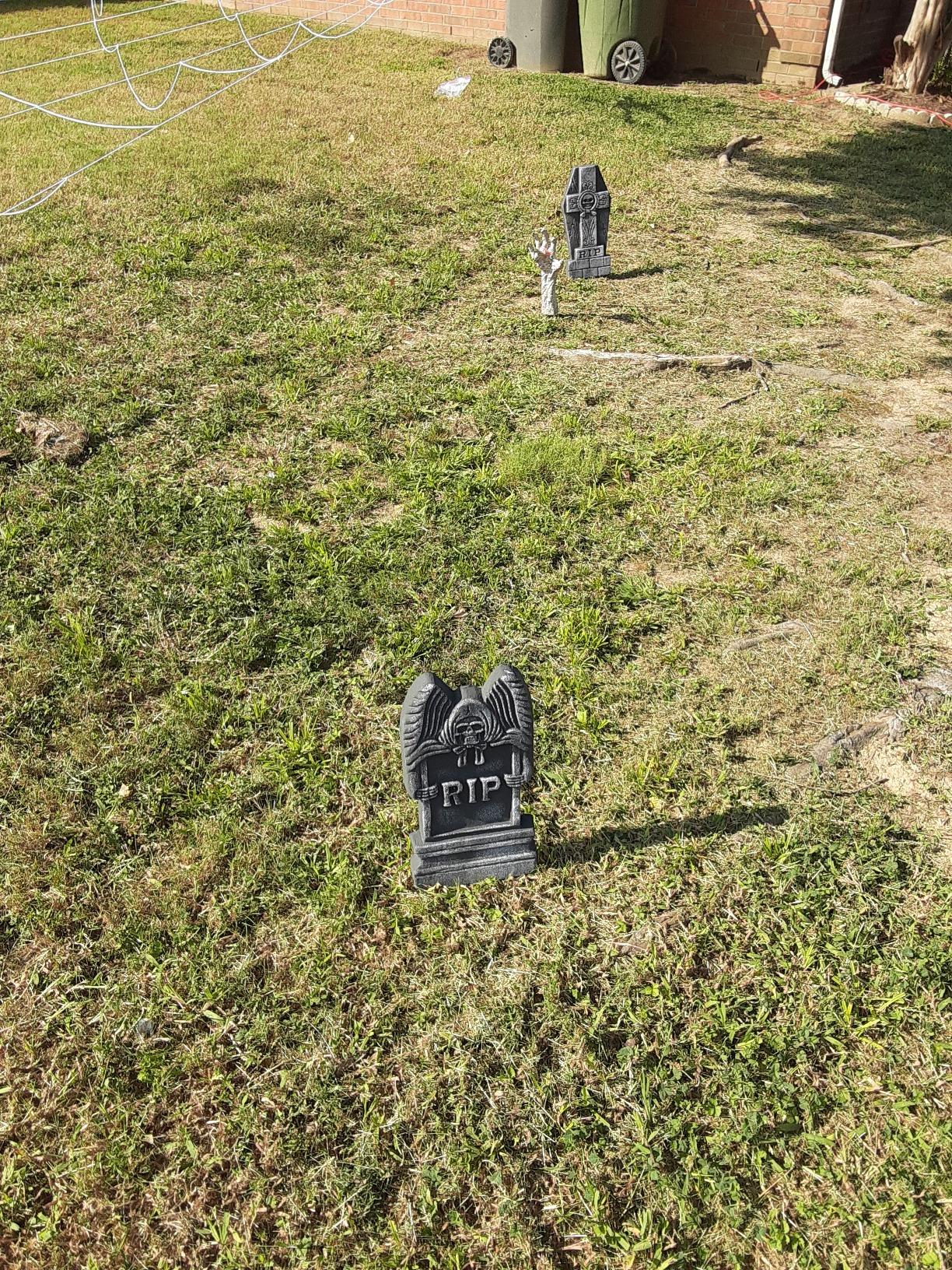 Sunnyglade Set of 5 Pack Halloween Foam RIP Graveyard Tombstones for Halloween Lawn Yard Decorations customer photo 1
