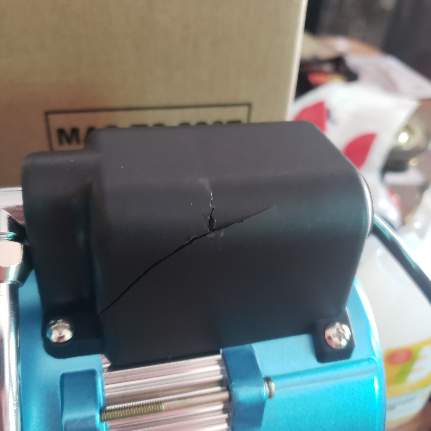 Master Airbrush 1/5 HP Cool Runner II Dual Fan Tank Air Compressor Kit Model TC-326T customer photo 1
