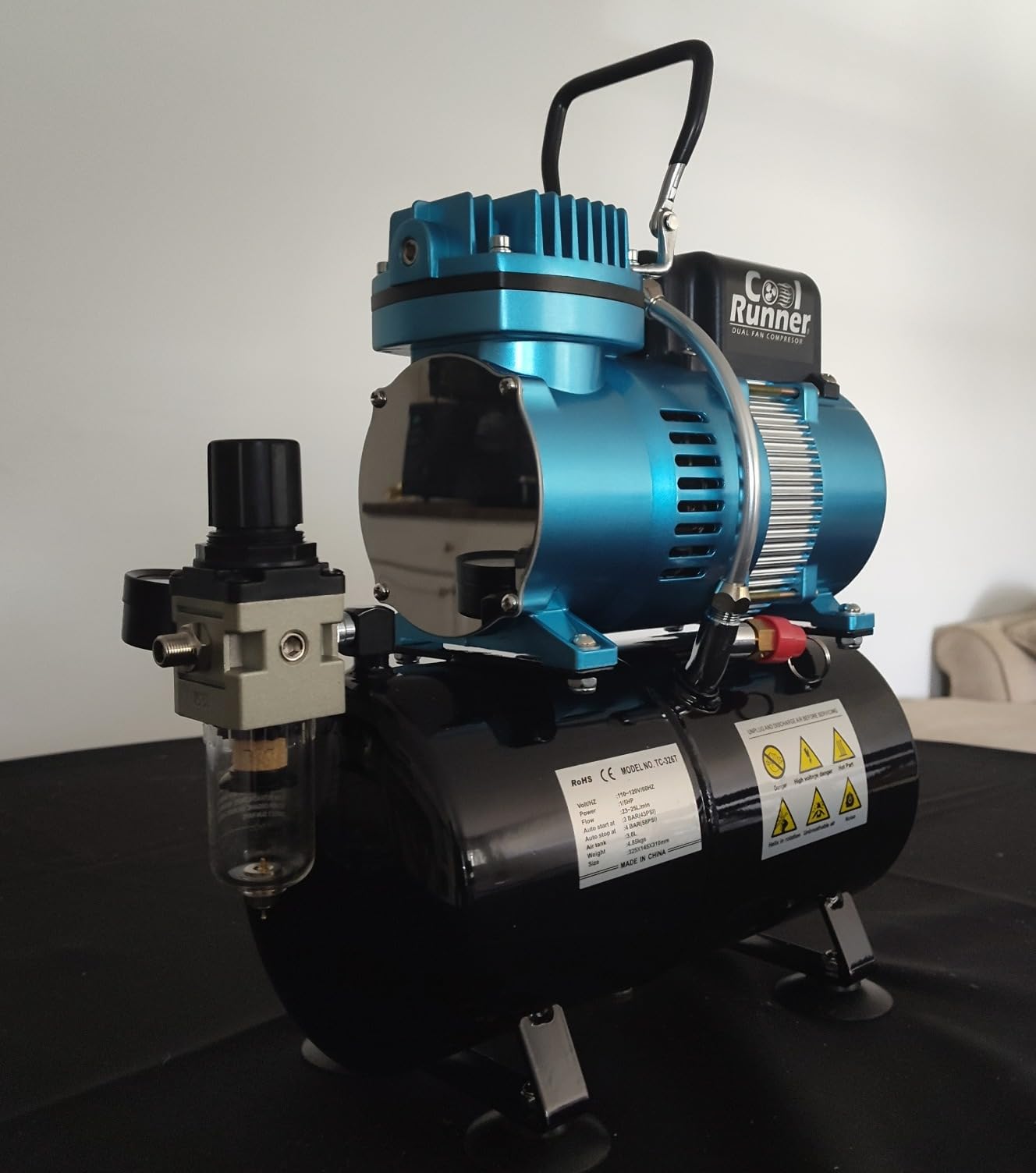 Master Airbrush 1/5 HP Cool Runner II Dual Fan Tank Air Compressor Kit Model TC-326T customer photo 2