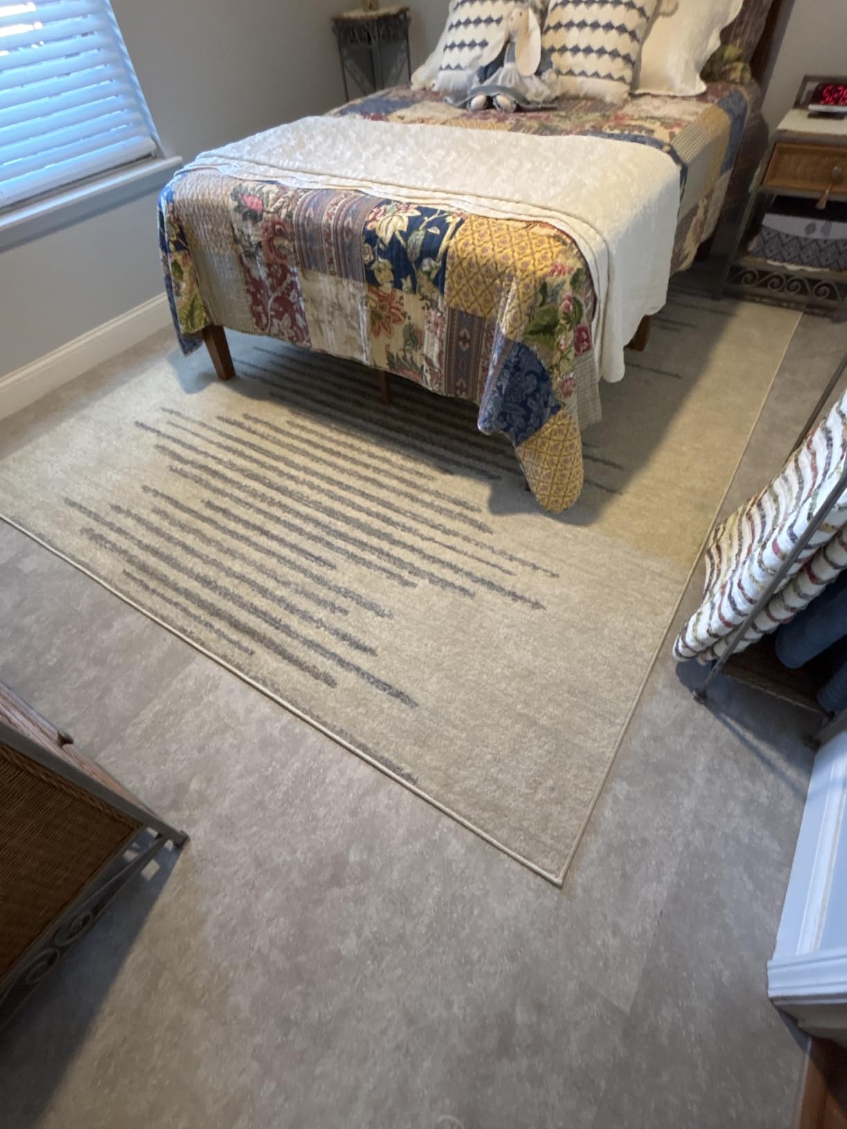 JONATHAN Y Aya Berber Stripe Geometric Gray/Cream Indoor Area Rug 8x10, Contemporary, Modern, Easy-Cleaning customer photo 2