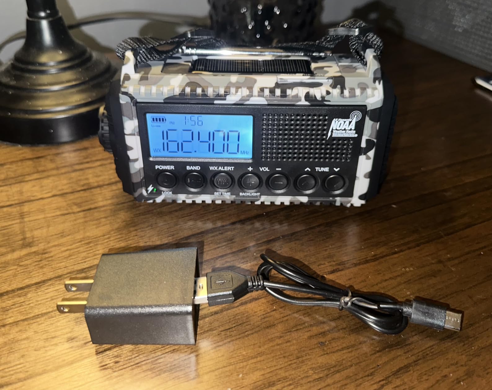 Emergency Weather Radio Solar Hand Crank Battery Operated Portable AM FM Shortwave Radio with NOAA Alert, Flashlight, Reading Lamp, Cellphone Charger,Earphone Jack, SOS Alarm for Home Outdoor Survival customer photo 2