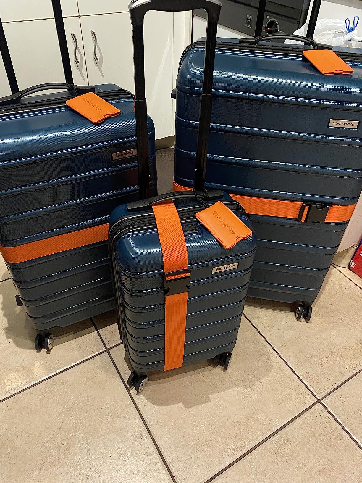 Omni 2 Hardside 3 Piece Set - Includes Global Carry-On, Medium, & Large Checked Suitcases - 360° Dual Spinner Wheels - Integrated TSA Lock & Expansion - Amazon Exclusive - Midnight Black customer photo 2