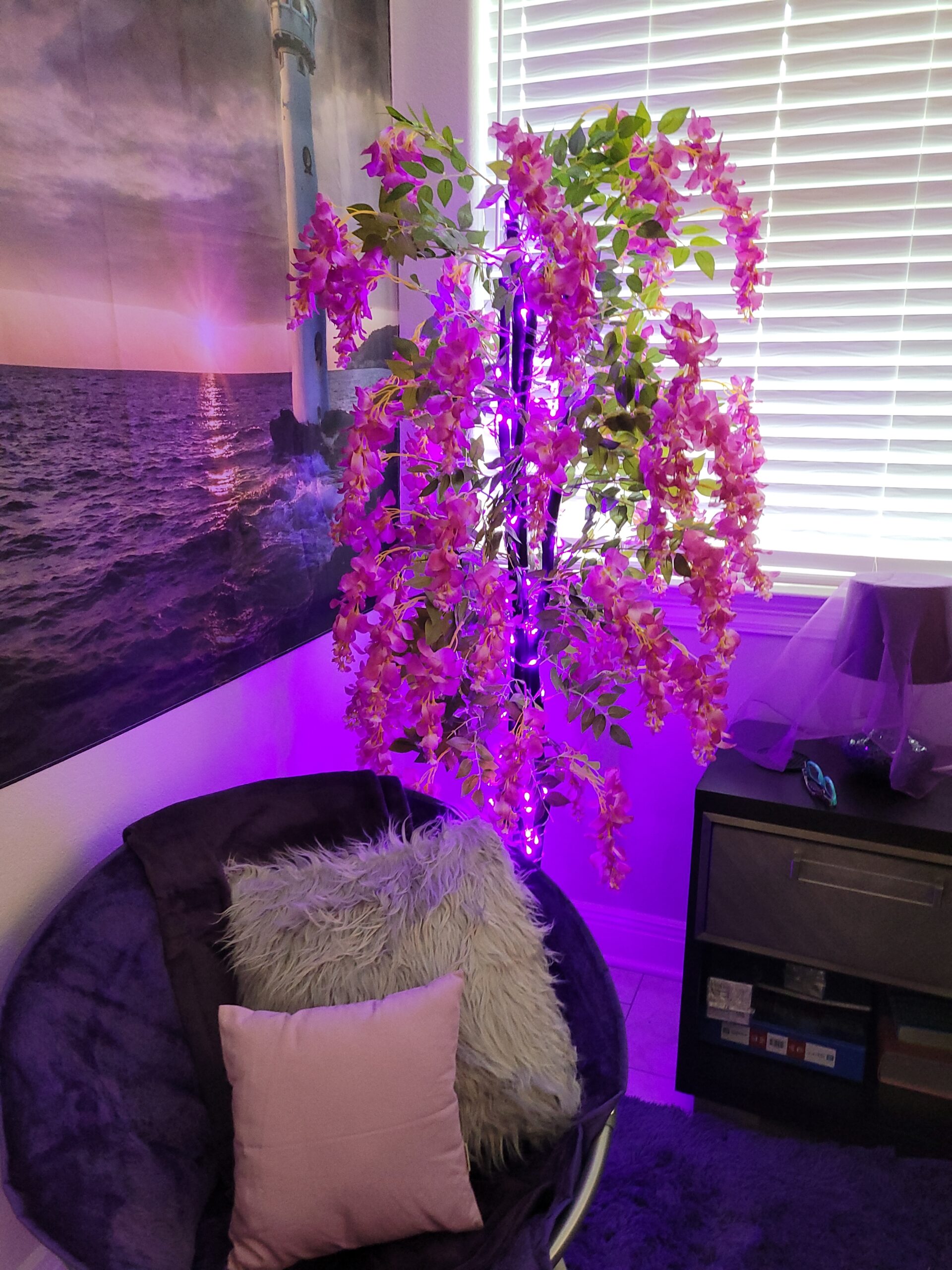 AMERIQUE Gorgeous & Unique 5 Feet Pre-Potted Artificial Purple Red Wisteria Tree with Flowers, Feel Real Technology customer photo 1