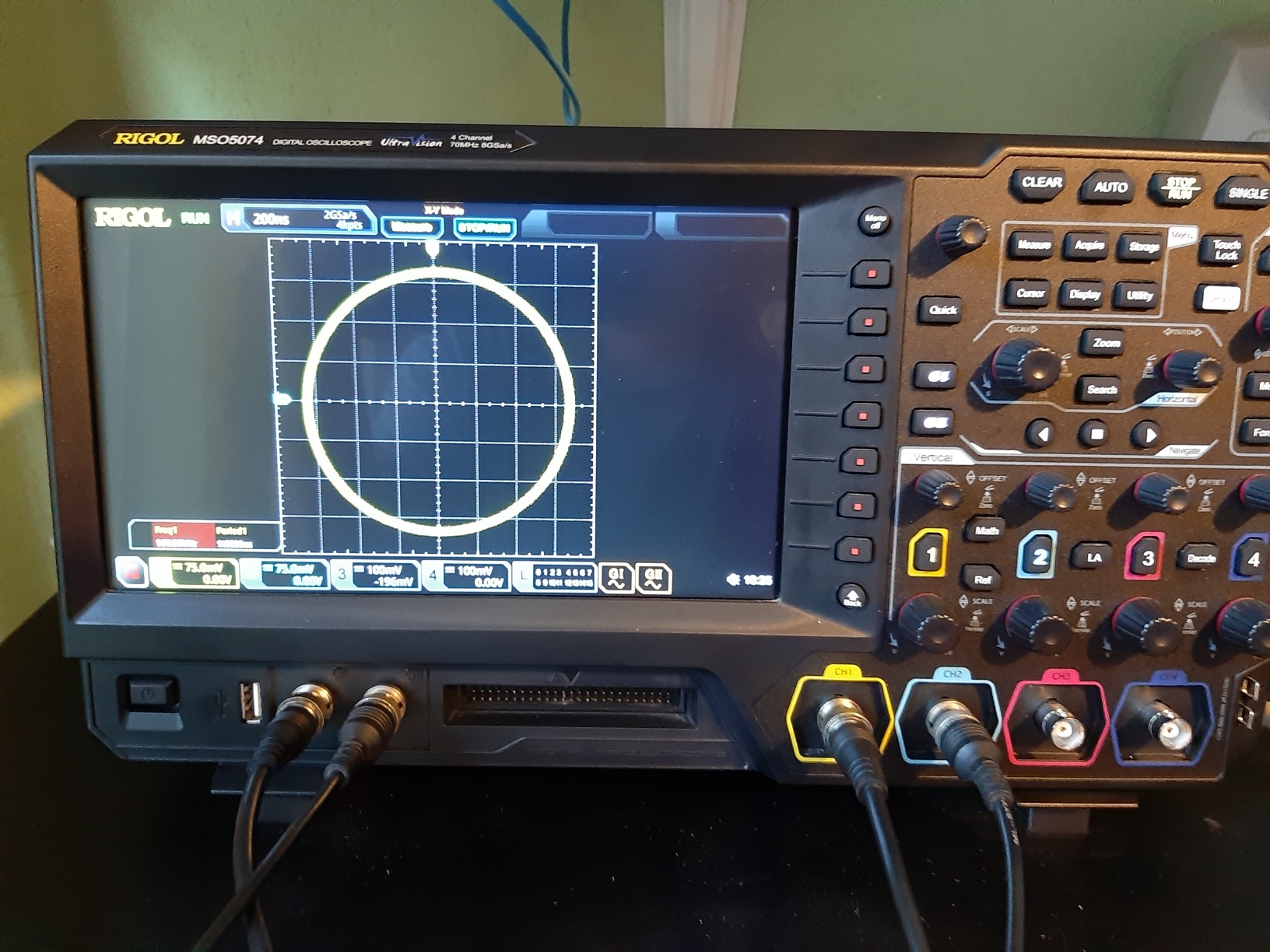 MSO5074 - Four Channel, 70 MHz Digital/Mixed Signal Oscilloscope customer photo 1