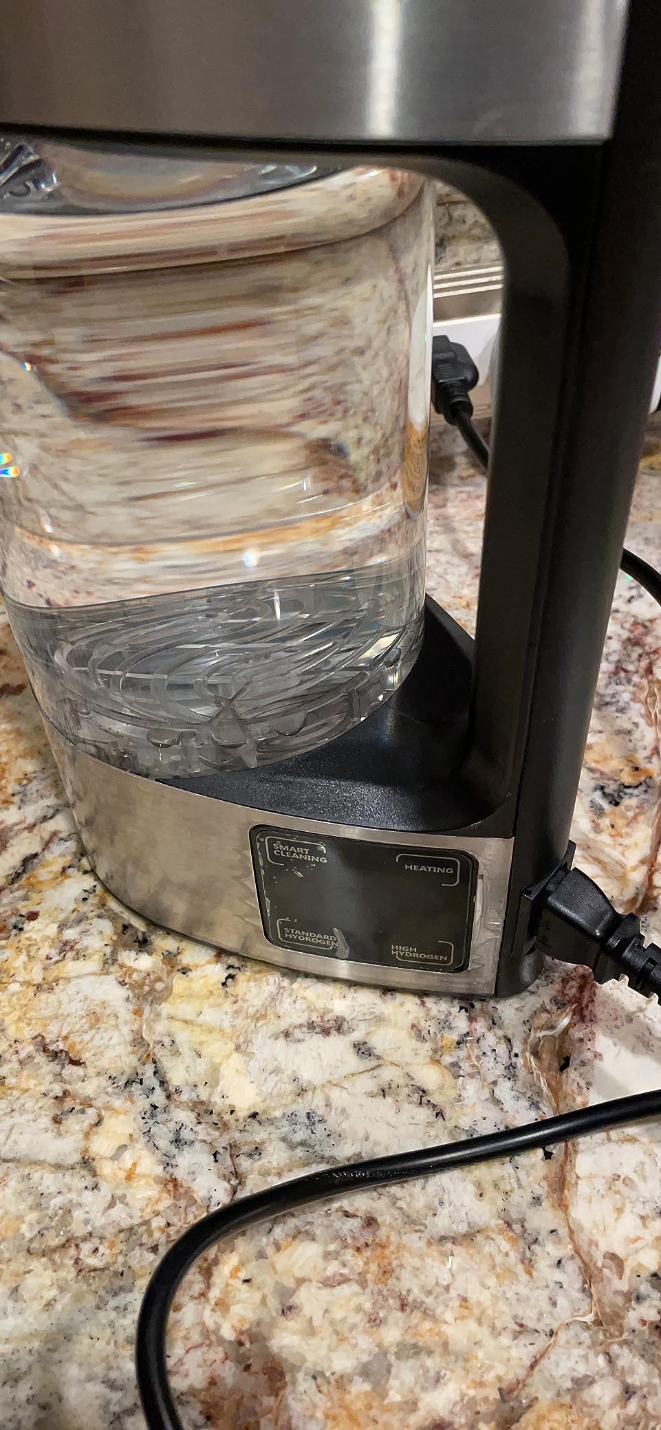 Hydrogen Water Machine for Home, 2L Hydrogen Water Generator with SPE/PEM Electrolysis, Countertop Hydrogen Rich Water Maker System, Auto Cleaning, High Concentration H2 Productiona customer photo 1