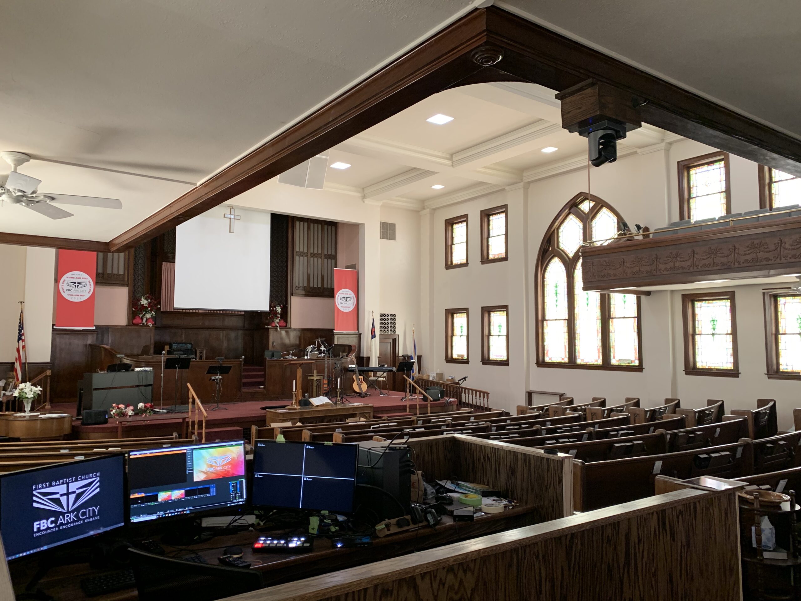 AVKANS NDI PTZ Camera - 30X Auto Tracking Live Streaming Cam with SDI/HDMI/IP Outputs for Church Worship School Sport Hospital Wedding customer photo 2